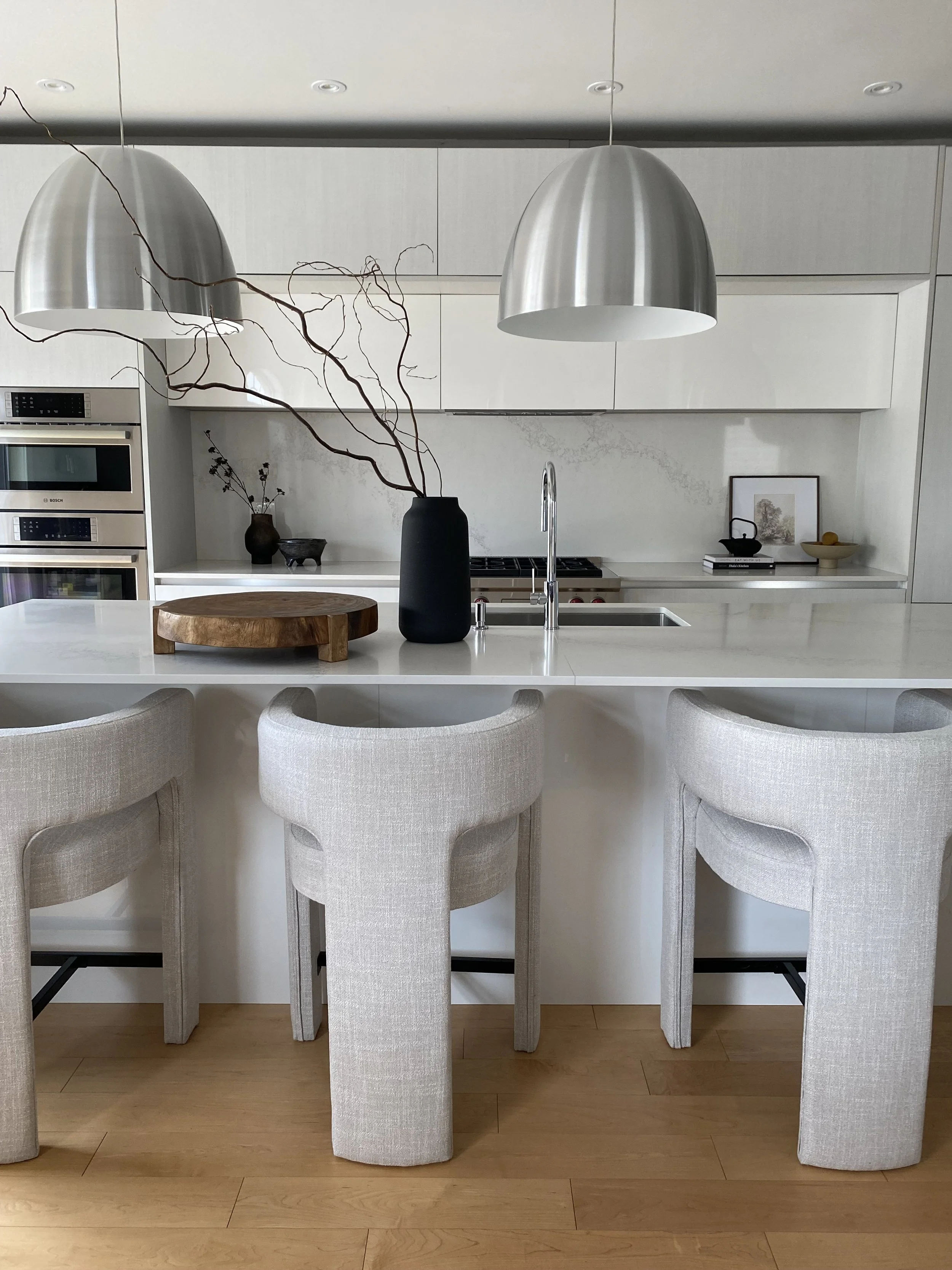 Mikayla Kitchen Center4.jpg