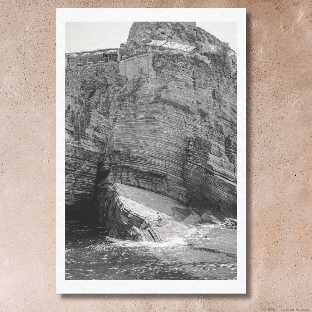 Cliff-Jumpers-Sandstone-and-Sunlight-Lauren-Gibson-Studio-di-Sarlo-Limited-Edition-2x3-Lifestyle-Copyright-2024.jpg