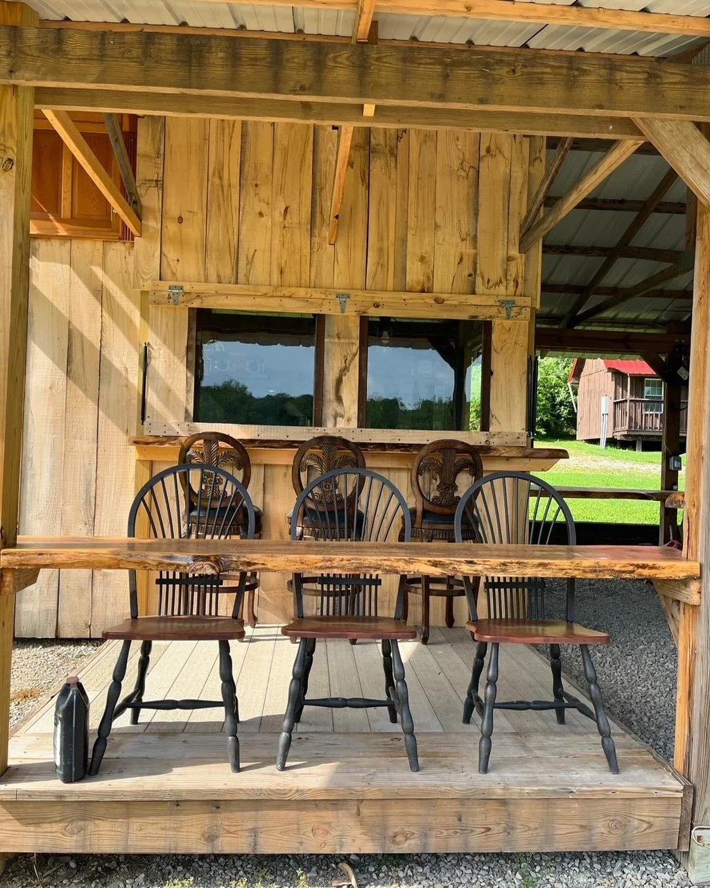 lg Shelter house and bar area.jpg