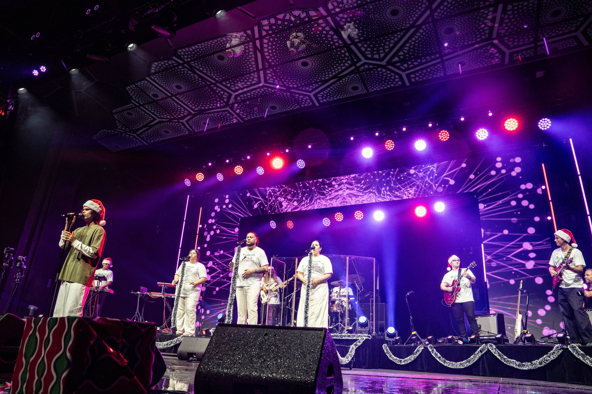 ChristmasCarols-04149.jpg