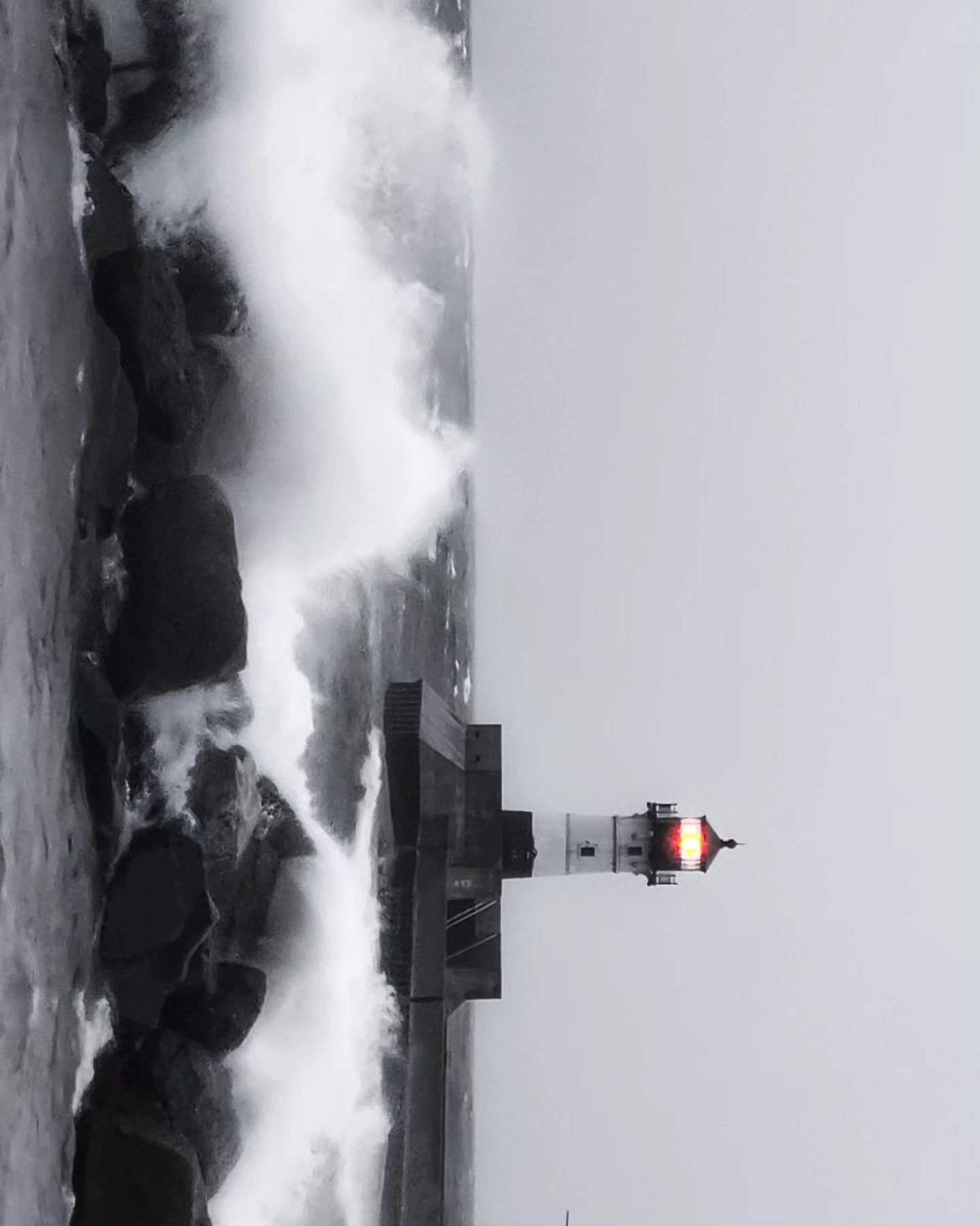 Just some fun wind edits.

#photography #photoediting #lighthouse #waves #red #light #bw #funday