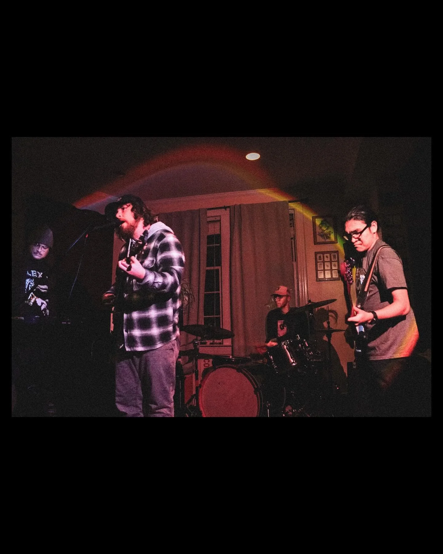 incredible set from @dorindasmusic 11/14 👾