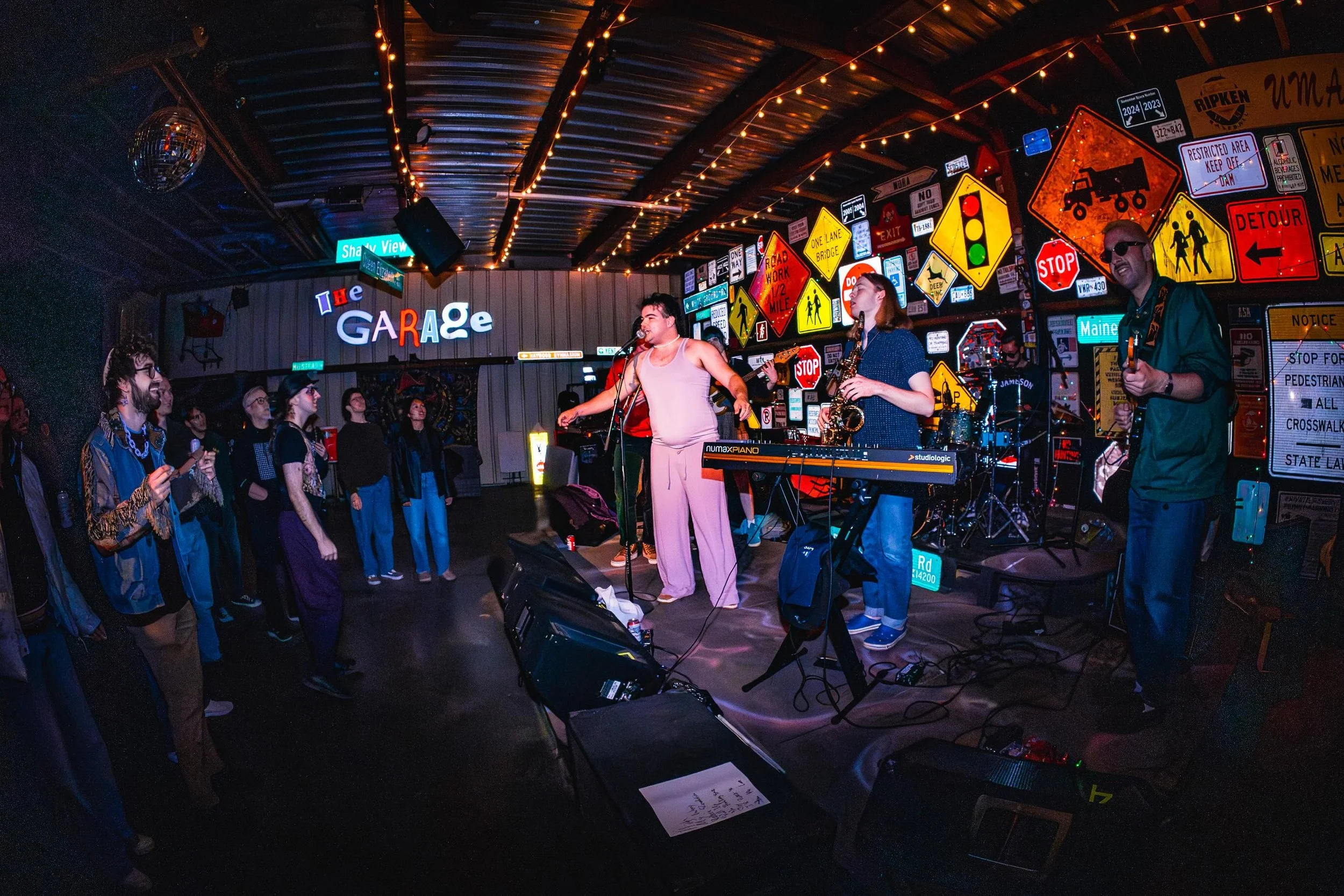 A few horizontal selects from this past Thursday at The Garage with @summerflingny @mundymusik @glib.band and @rscybusiness <3 

There were horns, sax, chimes, and all around impeccable vibes! And horses AND a 5-day old baby lamb&hellip; I love @l