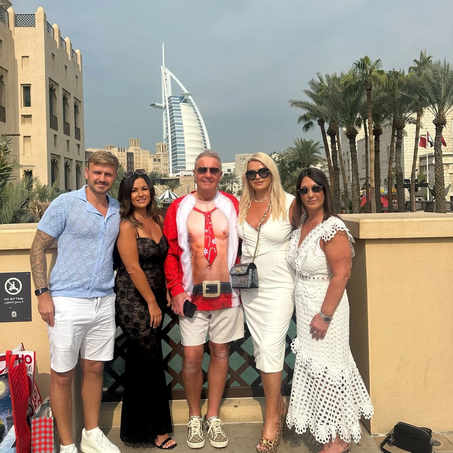New beginnings and a new family ❤️&mdash;a gift that lasts a lifetime 🤍 
@jordan__wilks @ffionmorgan @melaniehanney31 
#dubai #memories #family #xmas