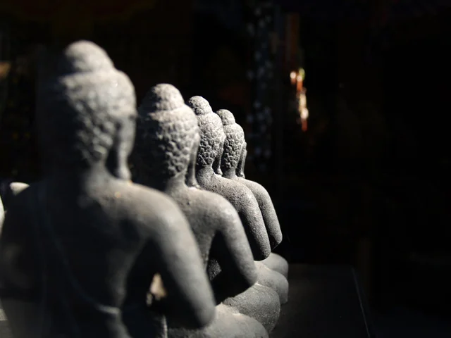 buddhas.jpg