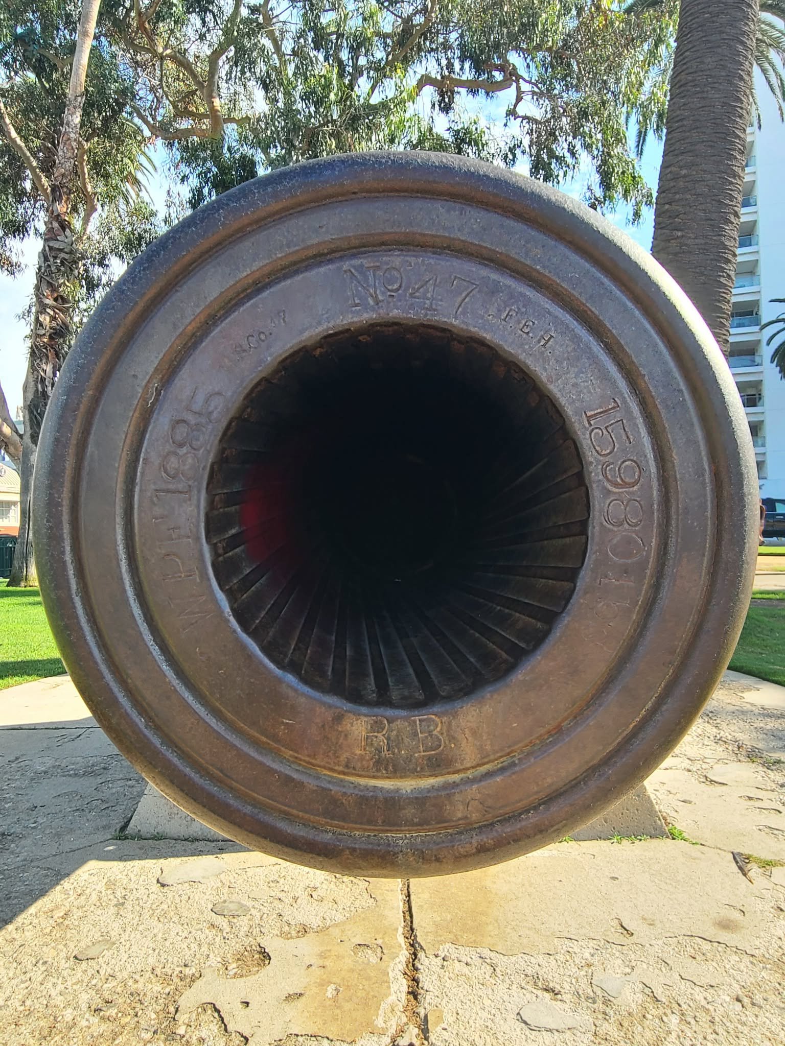 Muzzle face and rifling of US Army 8-Inch Muzzle Loading Rifle Number 47 - Photo by Adam Bartel