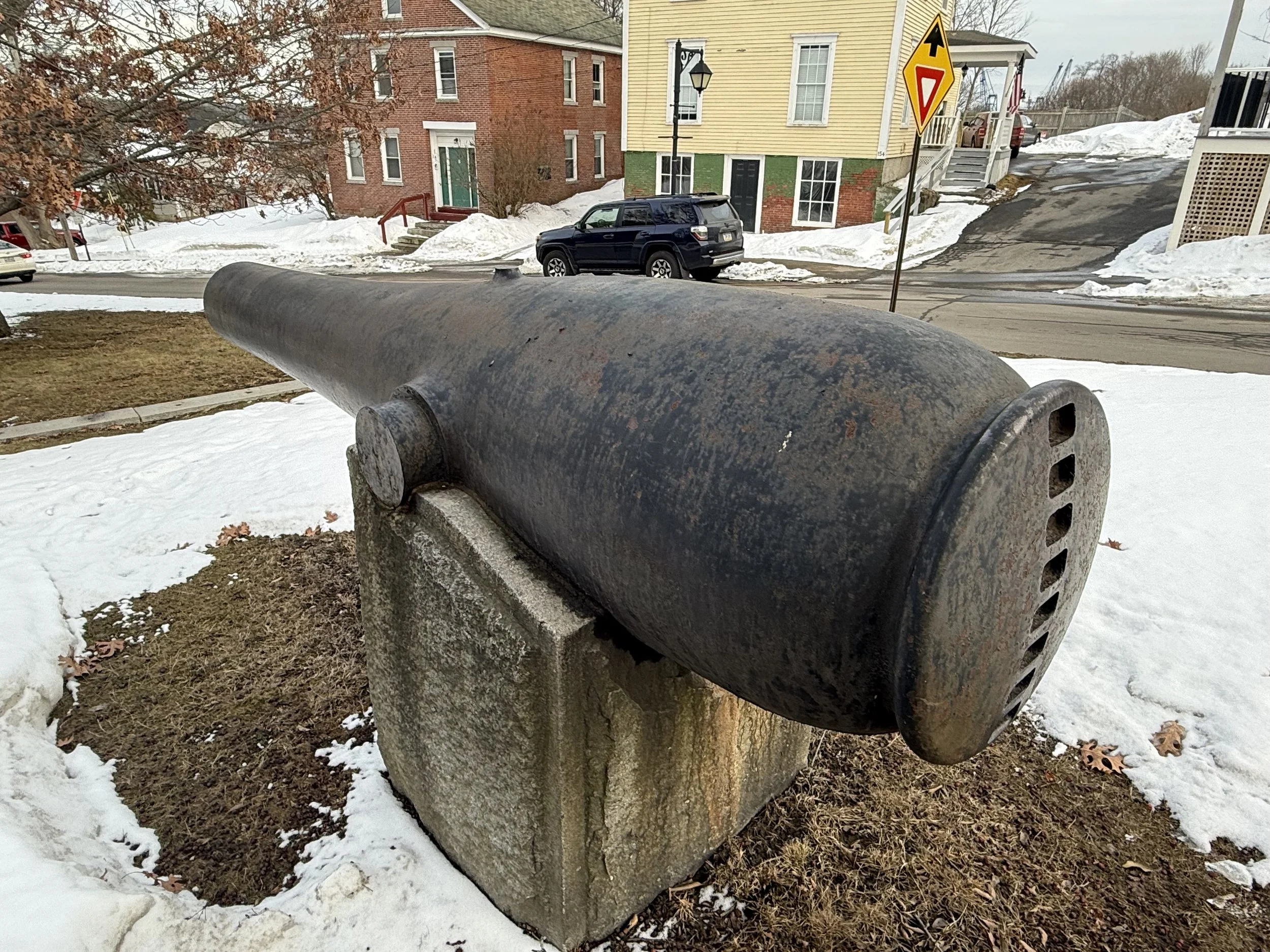 US Army 8-Inch Rodman displayed in Bath, Maine