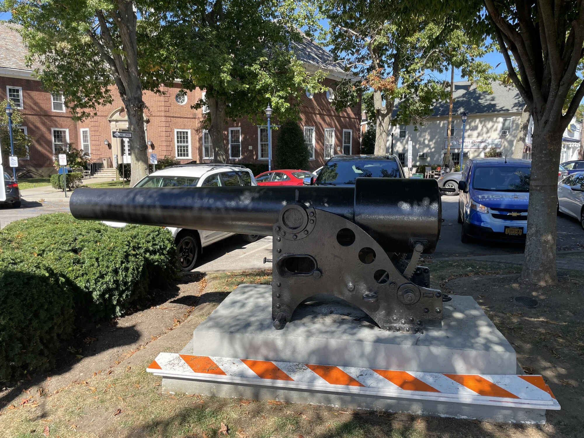 60 Pounder Number 7.jpeg