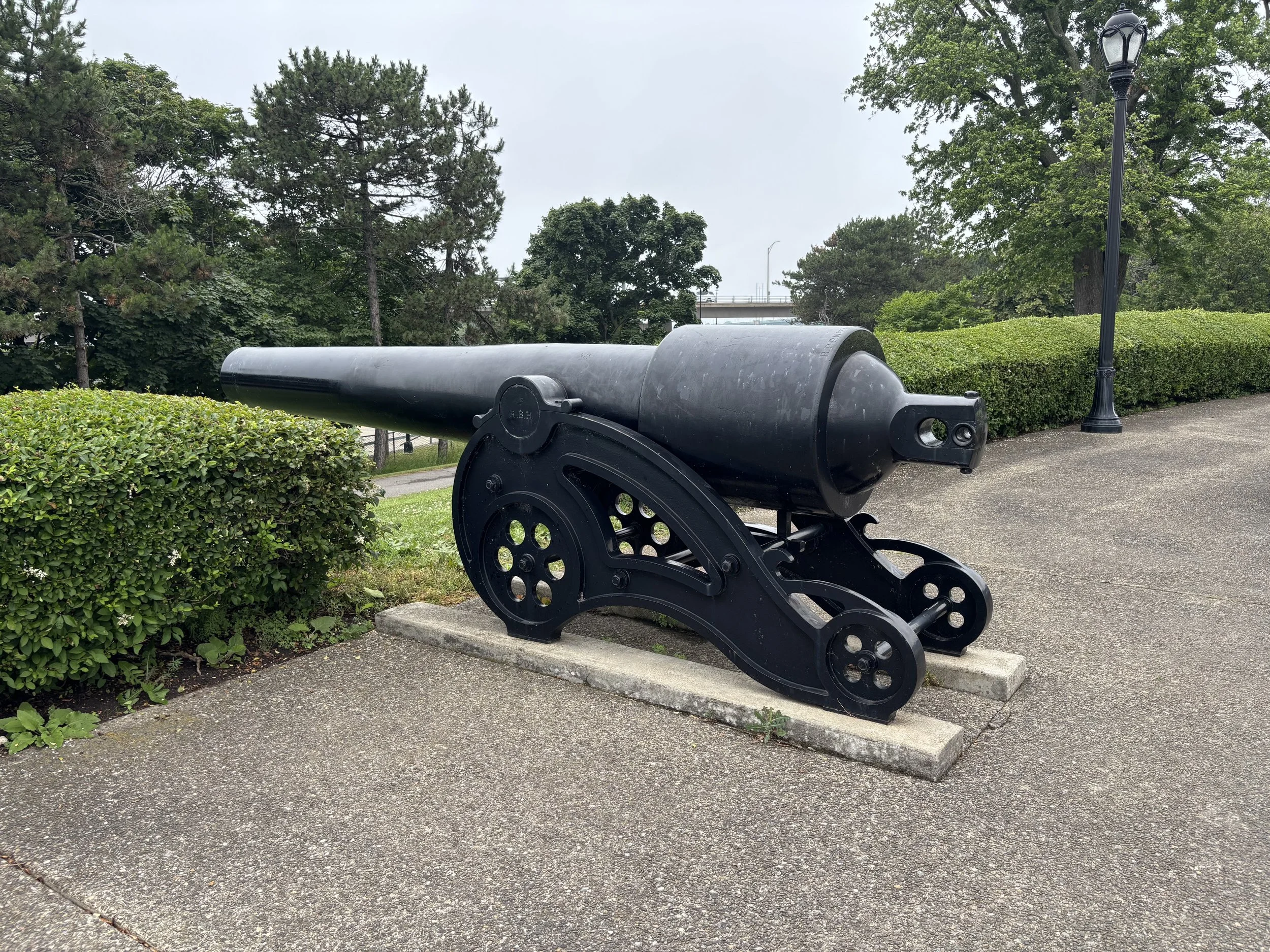 US Navy 100-Pounder Parrott Rifles of Buffalo, New York