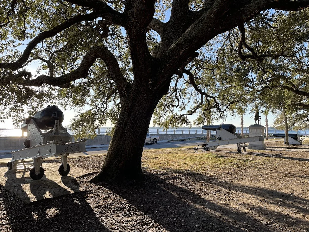 11-Inch Dahlgren 235 and Two 10-Inch Confederate Columbiads at White Point Garden