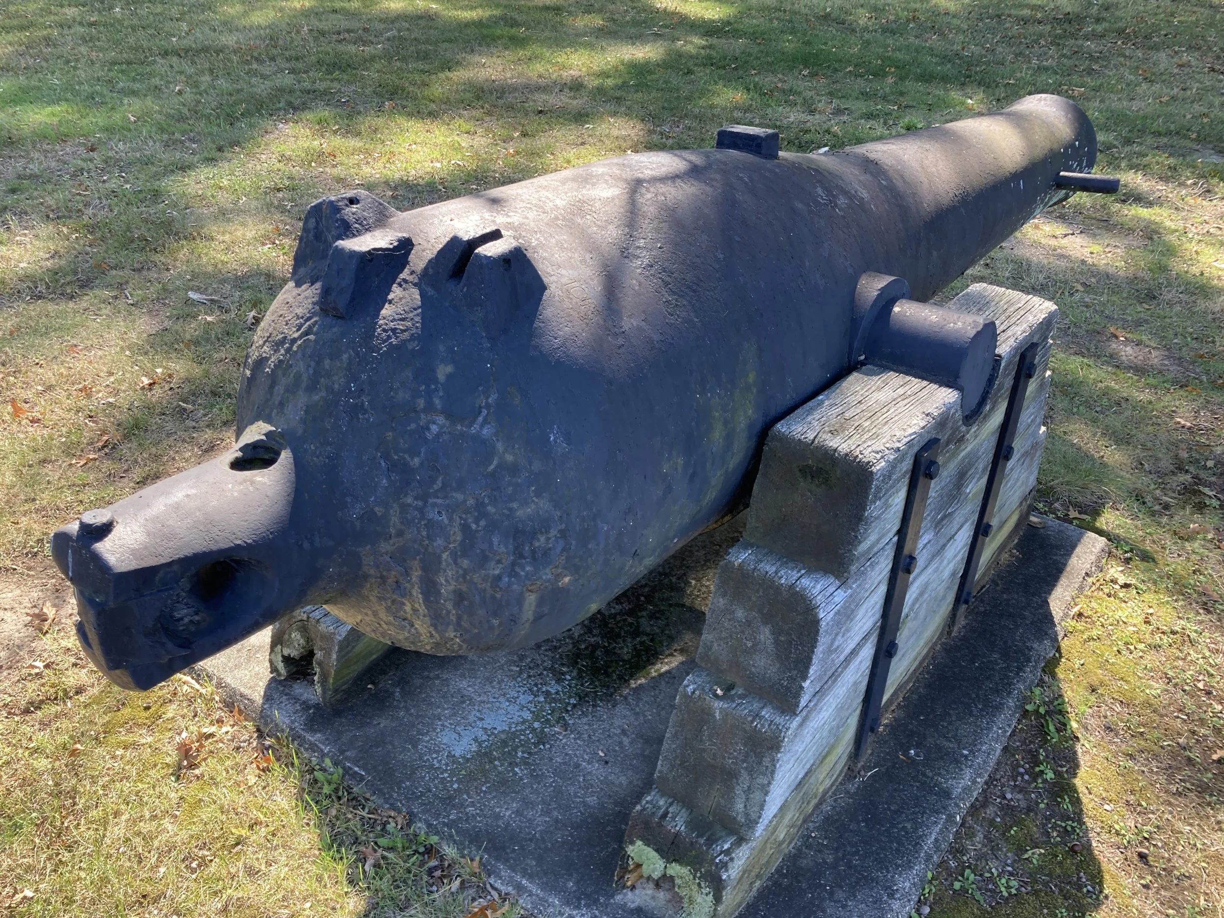 Gate A, Gun 3 - IX-inch Dahlgren Shell Gun, 13Oct2023 (5).JPG