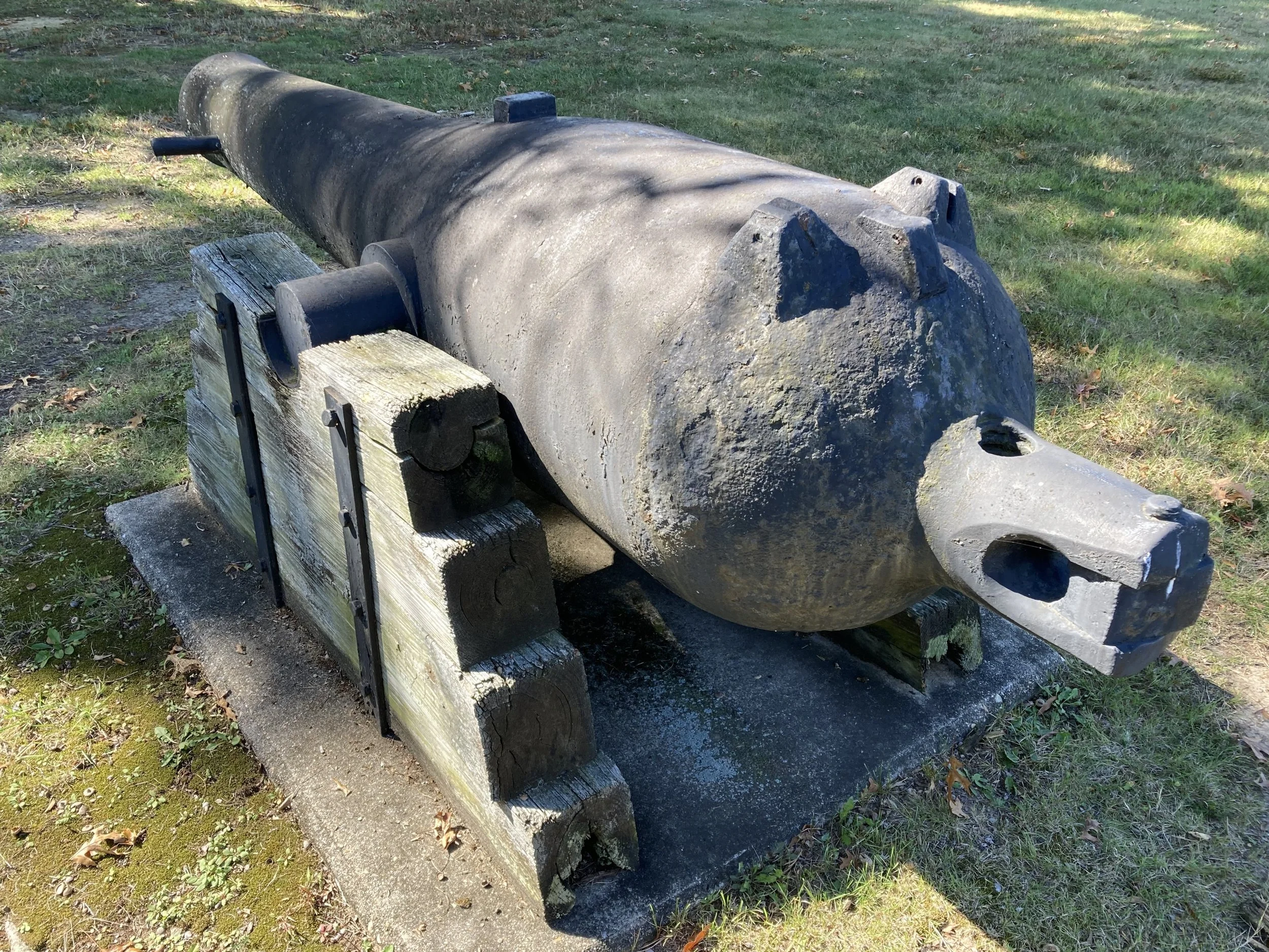 Gate A, Gun 3 - IX-inch Dahlgren Shell Gun, 13Oct2023 (6).JPG