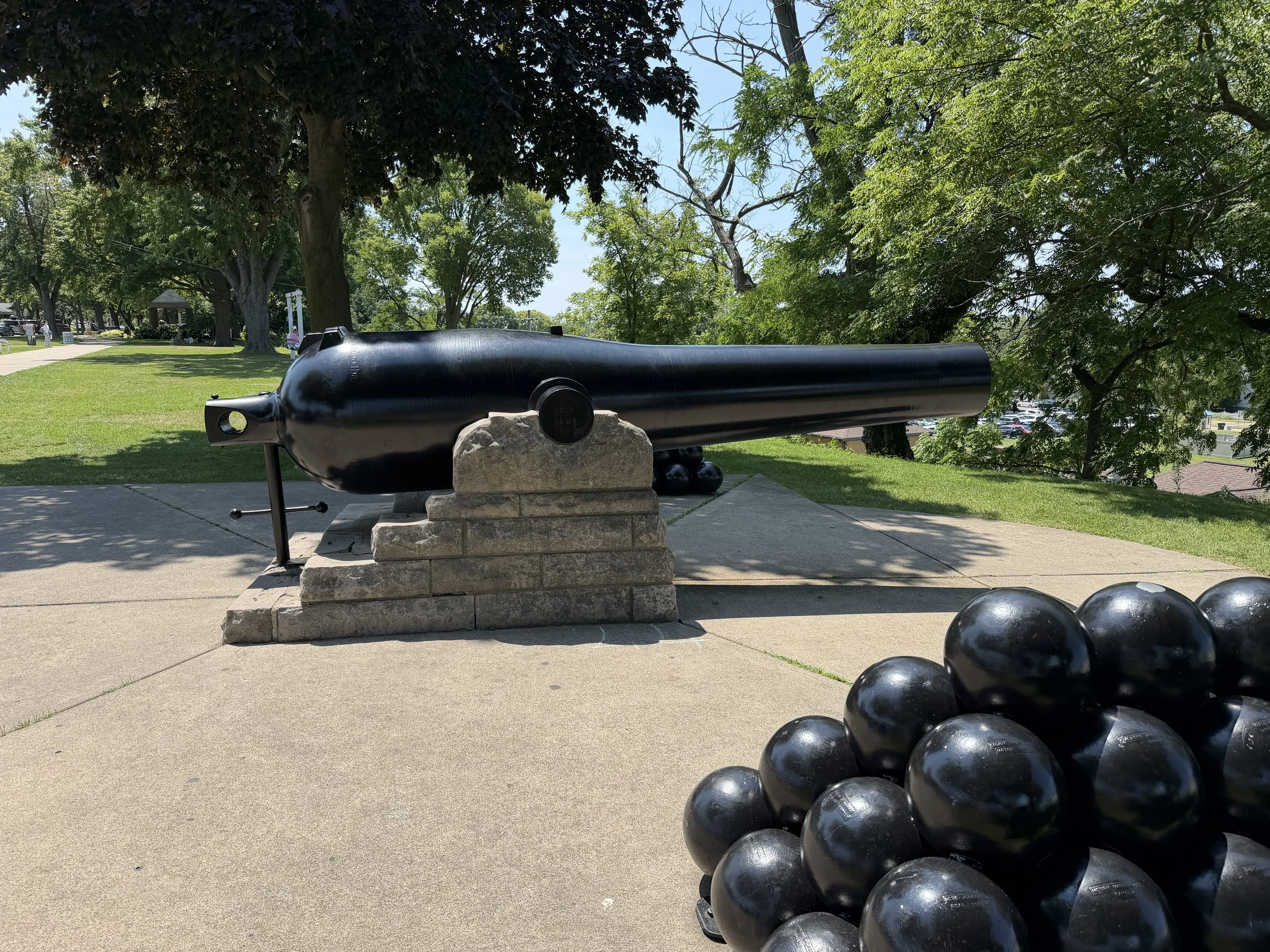 US Navy 11-Inch Dahlgren Number 420 of USS Marion is displayed in St. Joseph, Michigan
