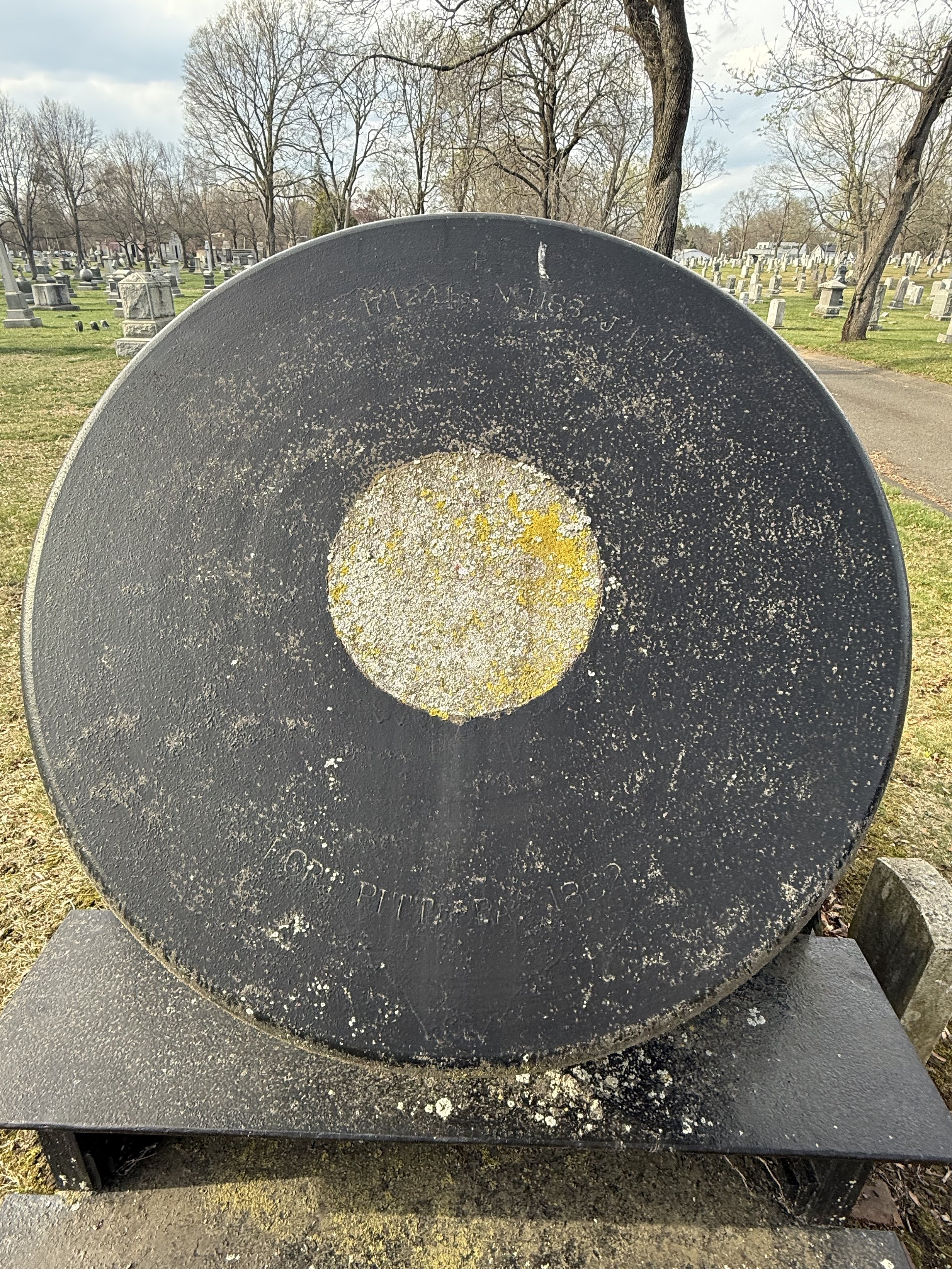 The manufacture at Fort Pitt Foundry in 1862 and the weight of 17,124 pounds can be read on the face of the mortar.