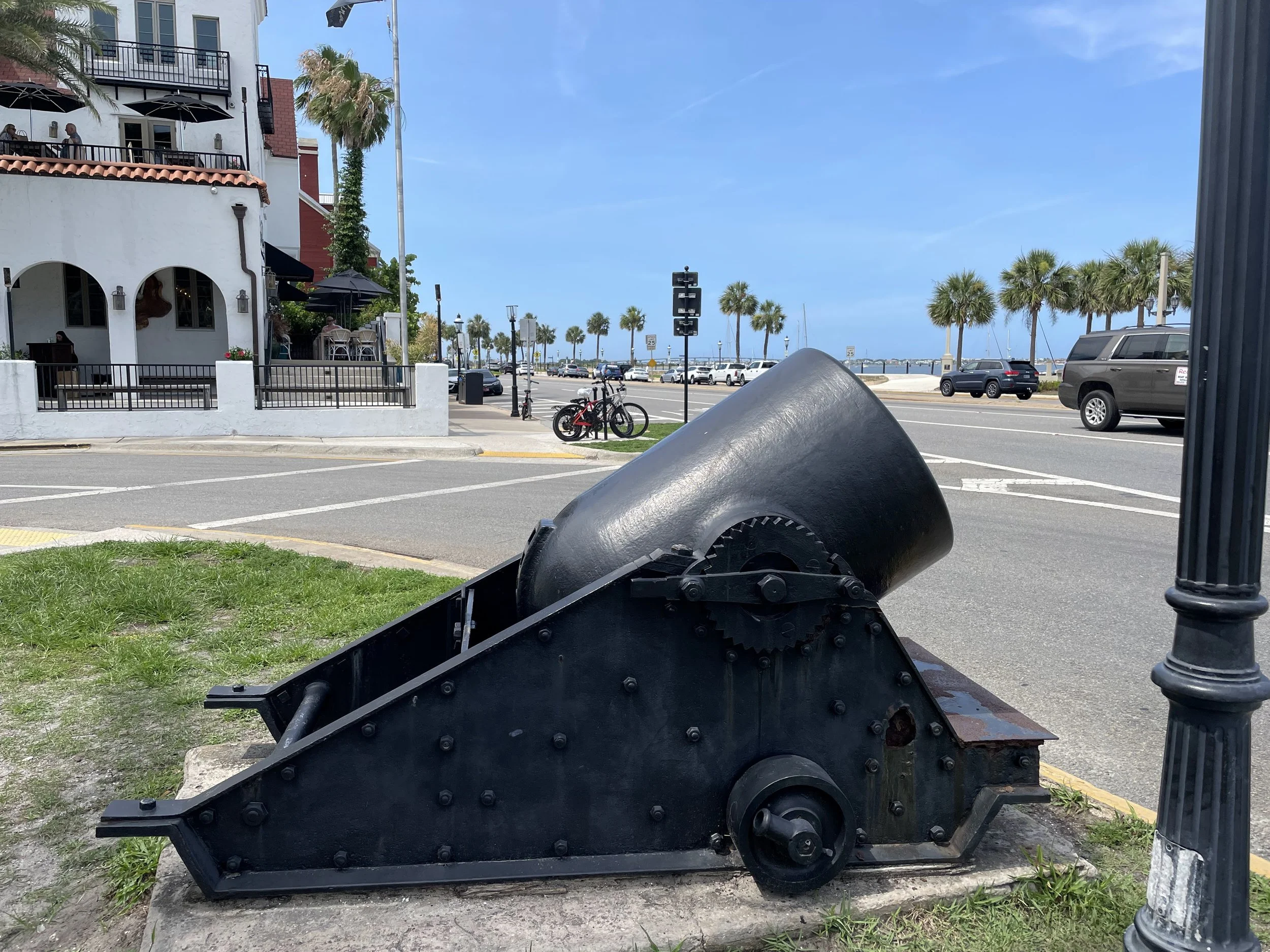 US Army 10-Inch Seacoast Mortar, Pattern 1861, displayed in St. Augustine, Florida.