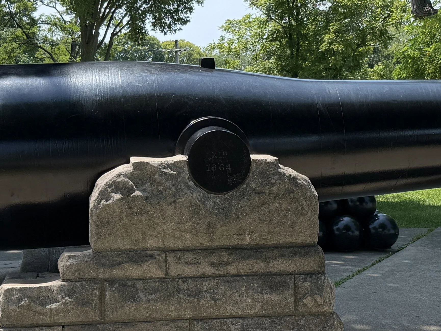 The right trunnion showing the 1864 manufacture date is shown in this photo