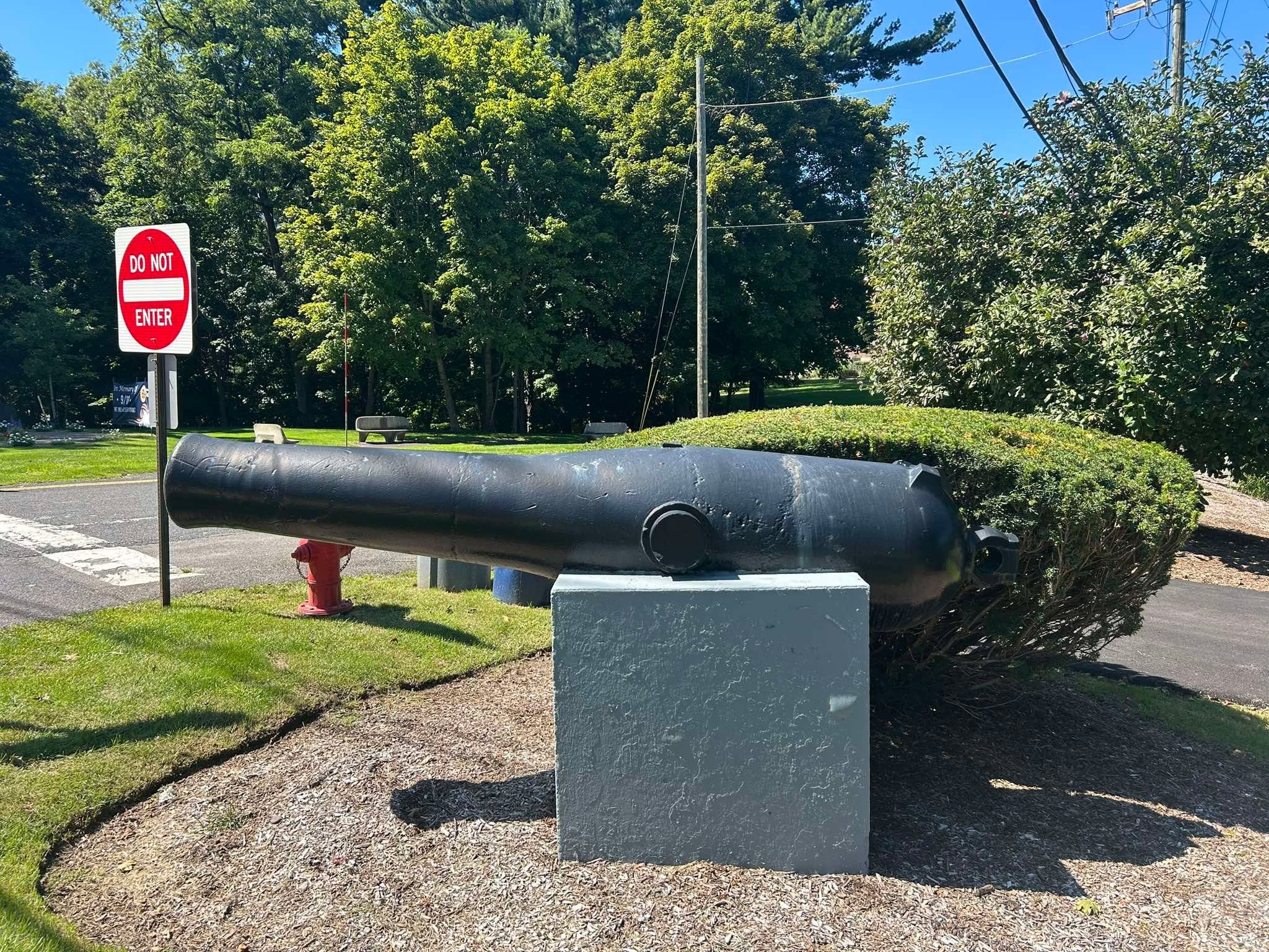 8-Inch Shell Gun of 6,500 Pounds Number 172 in Oakland, New Jersey