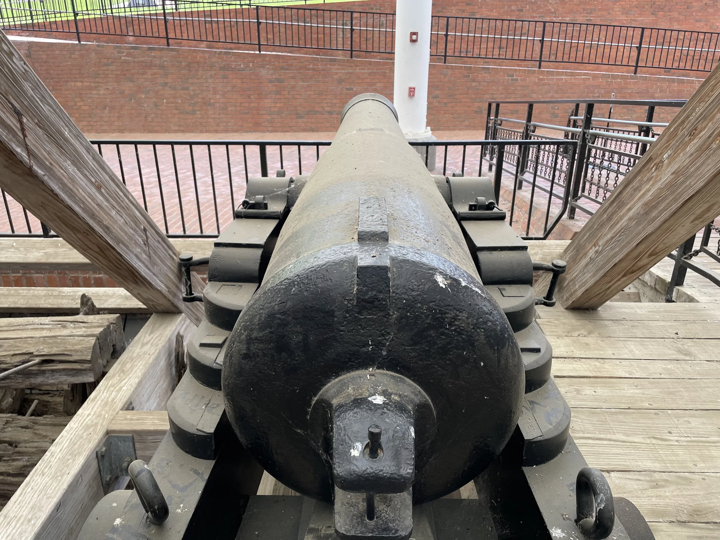 US Navy 32-Pounder of 42 Hundredweight Number 230 of USS Cairo