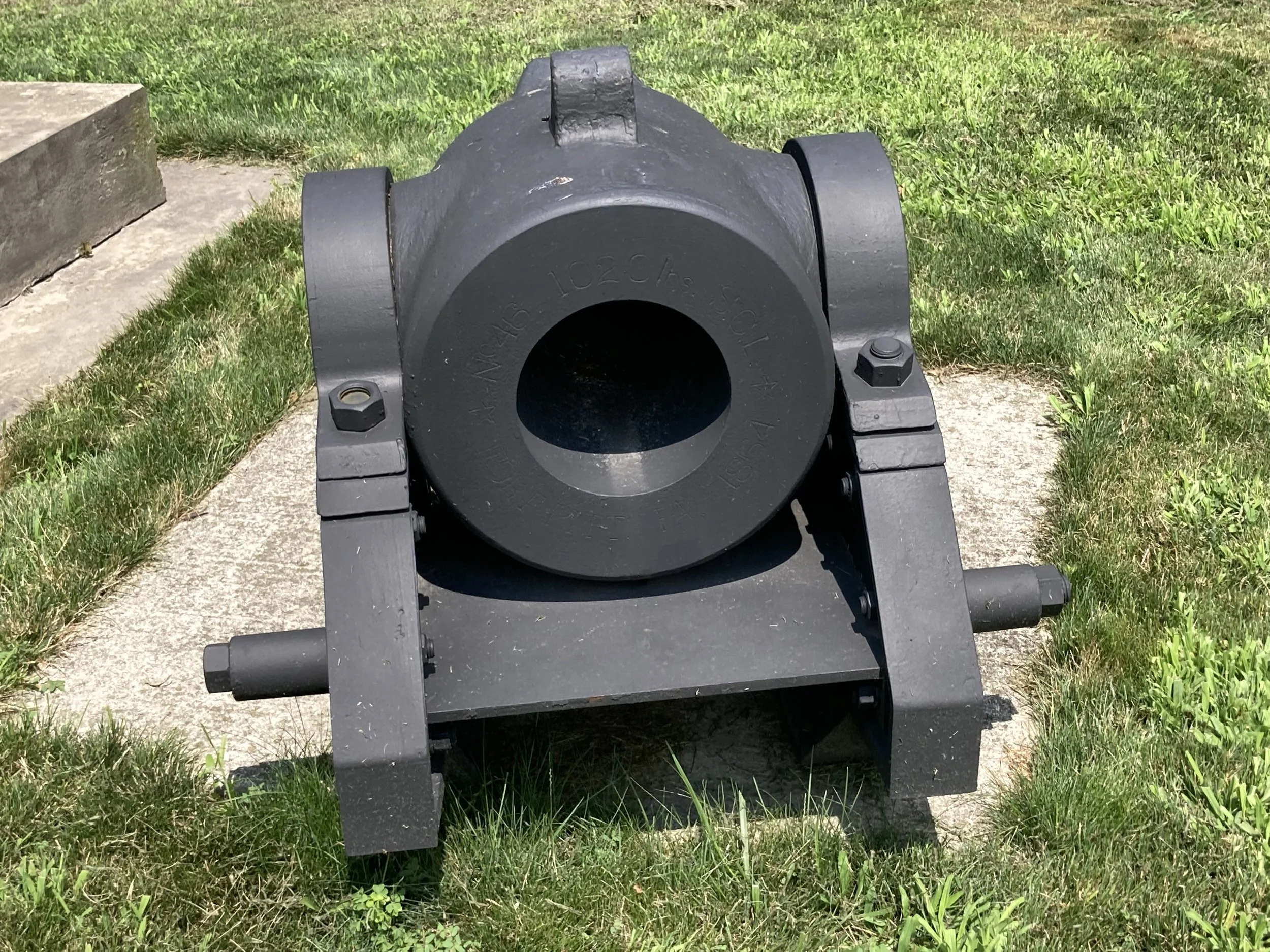 US Army 8-Inch Mortar, Pattern 1861, displayed at Willow Cemetery in Oregon, Ohio