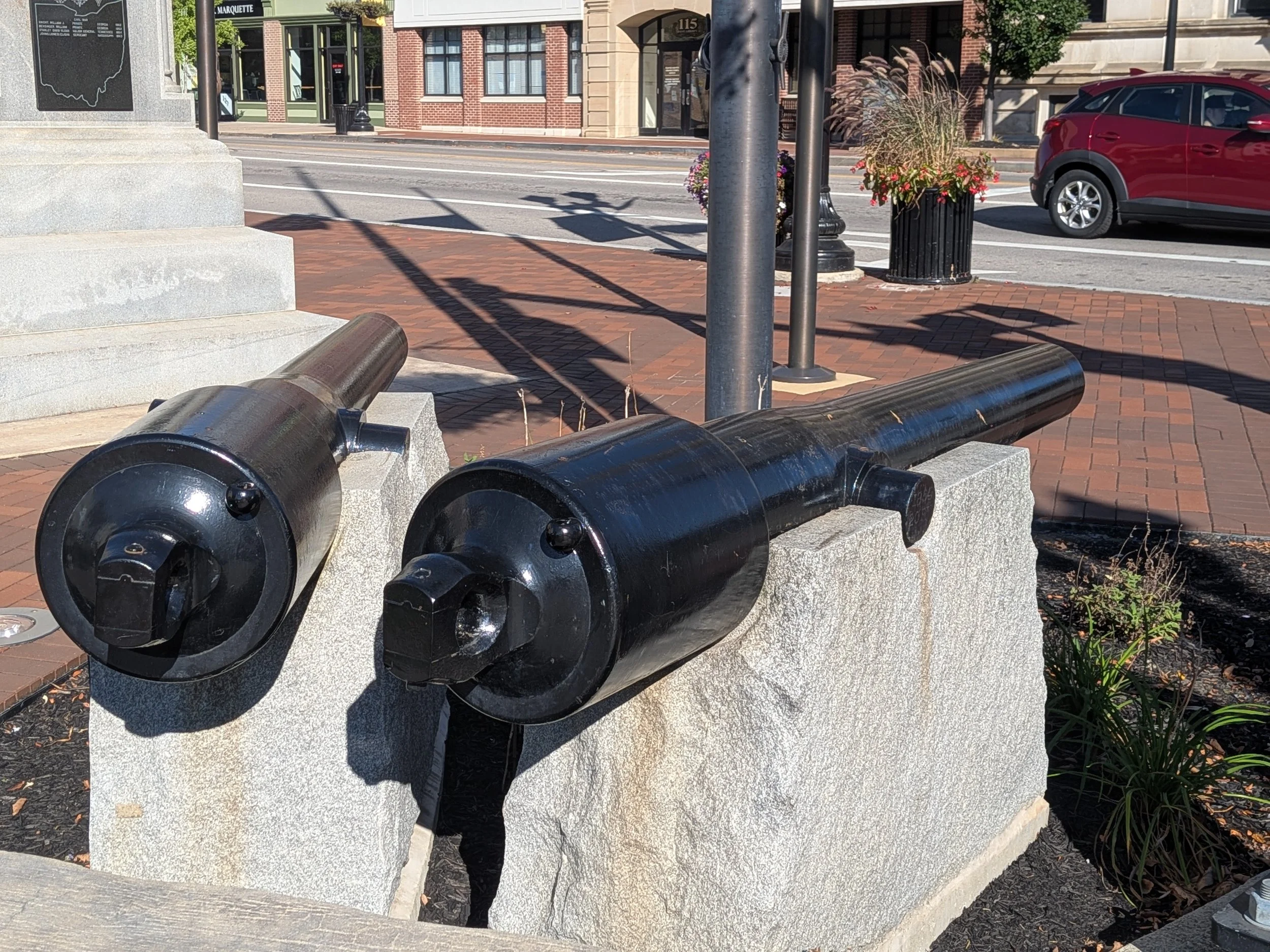 US Navy 20-Pounder Parrotts in Wooster, Ohio