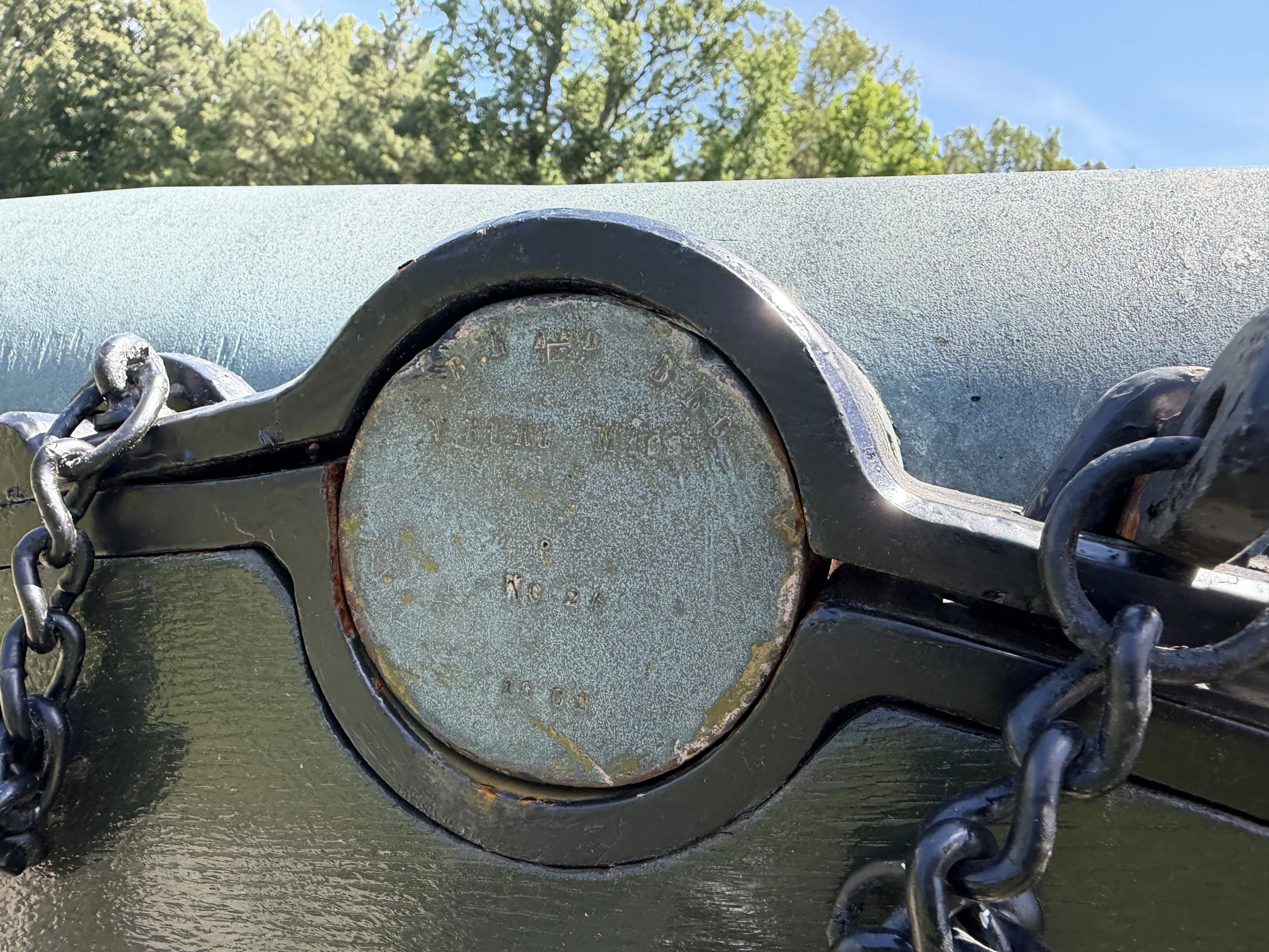 Trunnion showing “A.B. Reading & Bro. V.Burg Miss. No. 24. 1862” on the 3-Inch Rifle