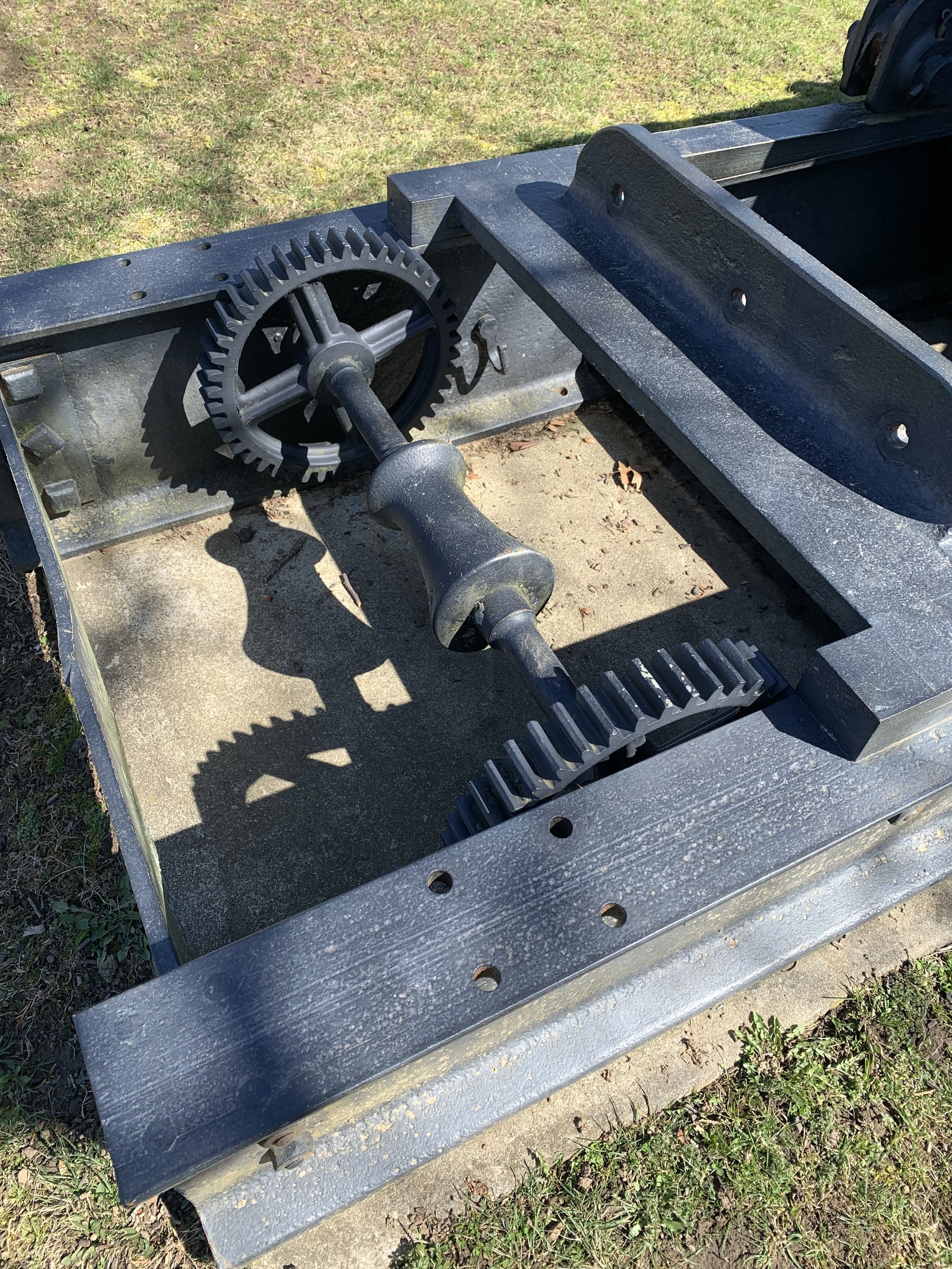 The gearing system on the lower chassis used to run out the upper carriage can be seen in this photo.