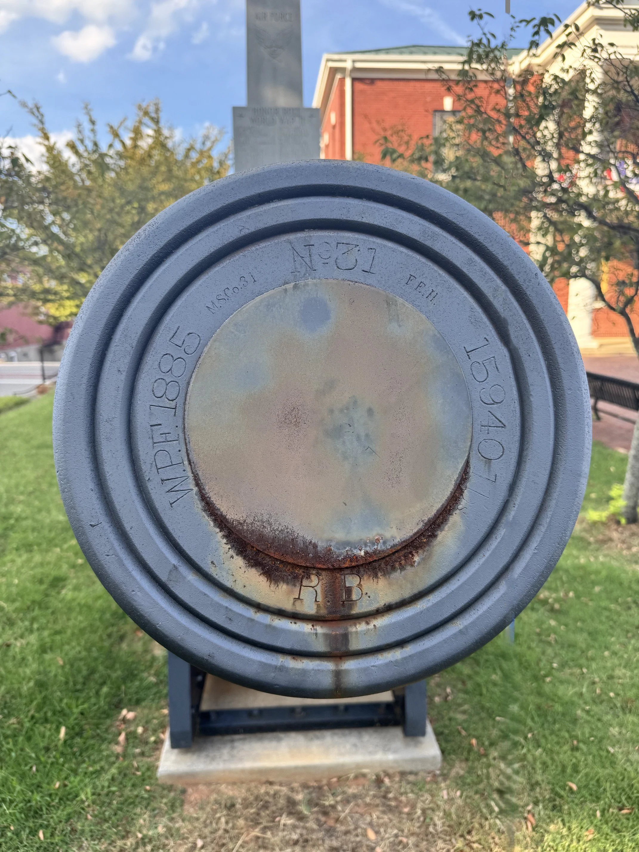 US Army 8-Inch Rifle Number 31 in Martinsville, Virginia
