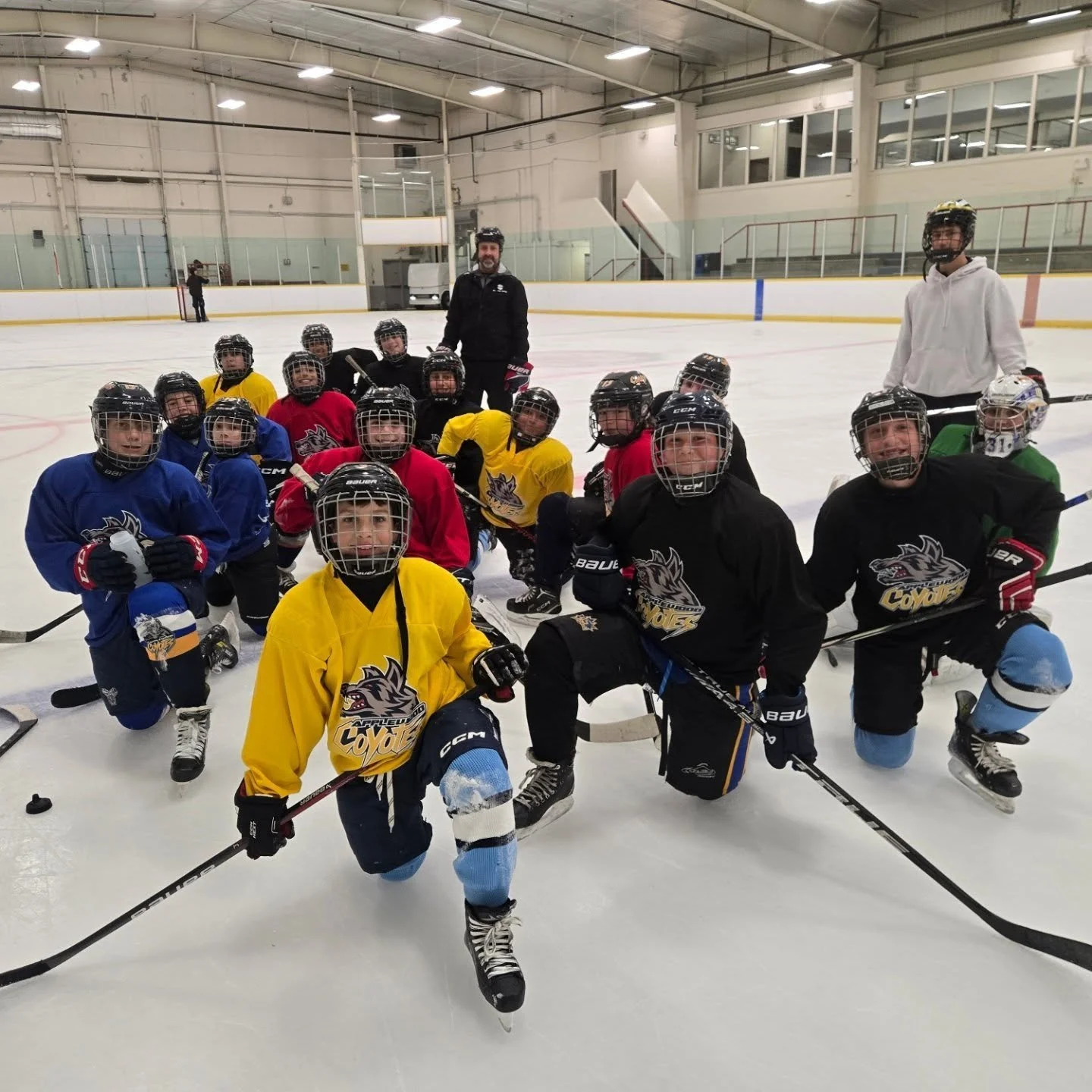 Putting in the work with the Applewood Coyotes @applewoodcoyotes_u13red ⛸️ 🏒 

Focused on refining technique, making corrections, and building stronger form every session. 

Progress is not always flashy because it&rsquo;s the small adjustments that