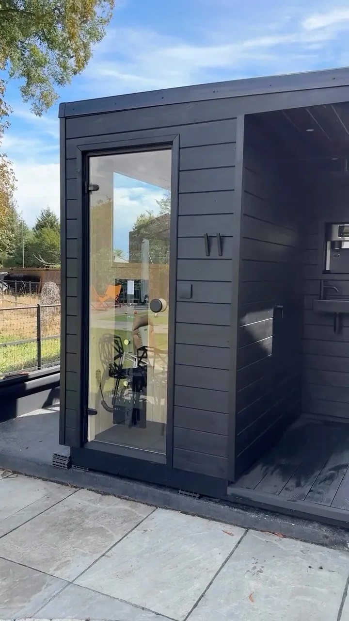 Turning clients visions into reality one sauna at a time. Health & longevity built into every detail 🔥💧
#saunalife #wellnessjourney #healthandwealth #luxurylifestyle #biohacking #longevitylife #wellnessvibes #luxuryhomes #healingenergy #wellne