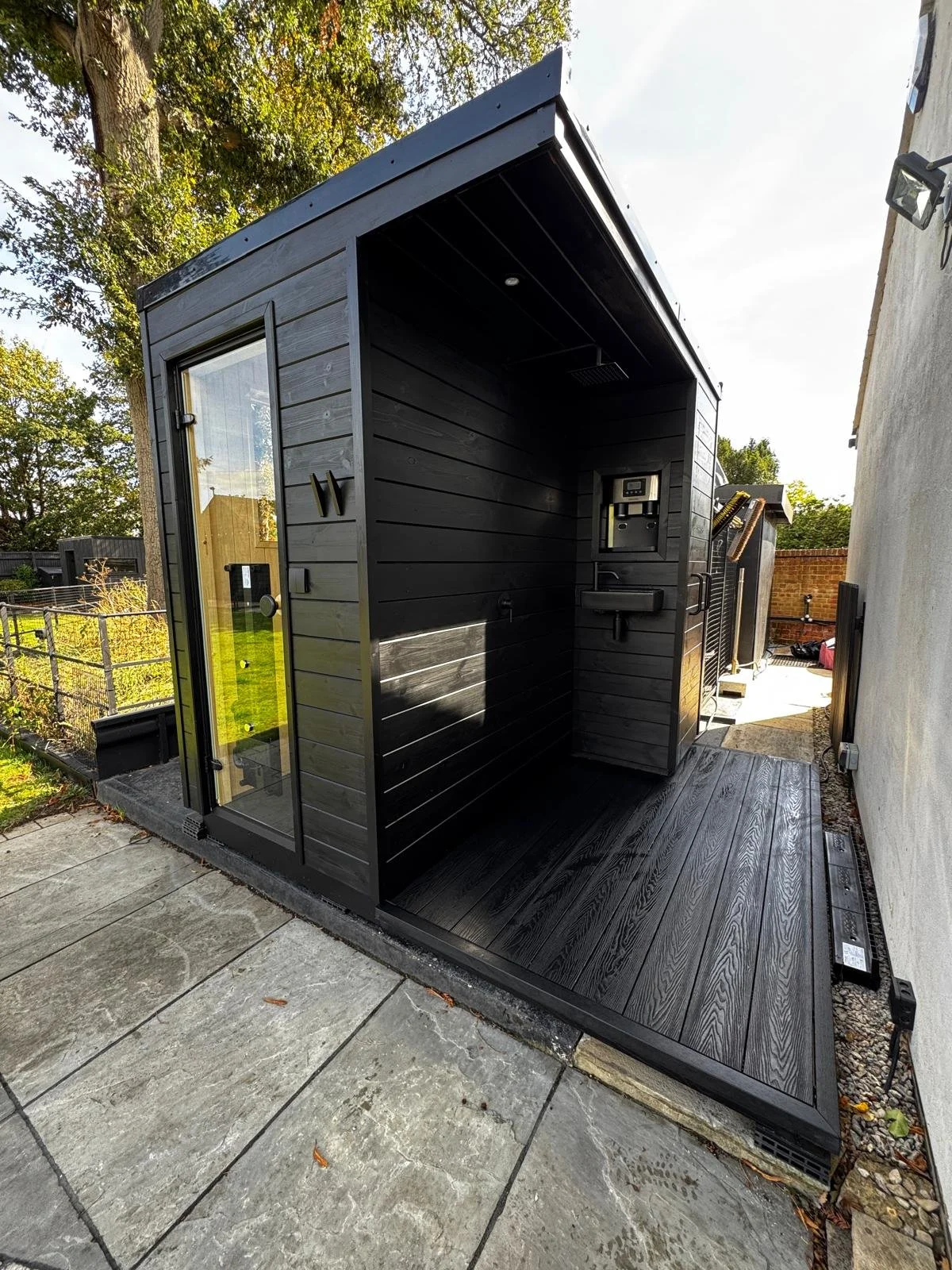 WhatsApp Image 2026-01-04 at 19.46.02 (1).jpeg