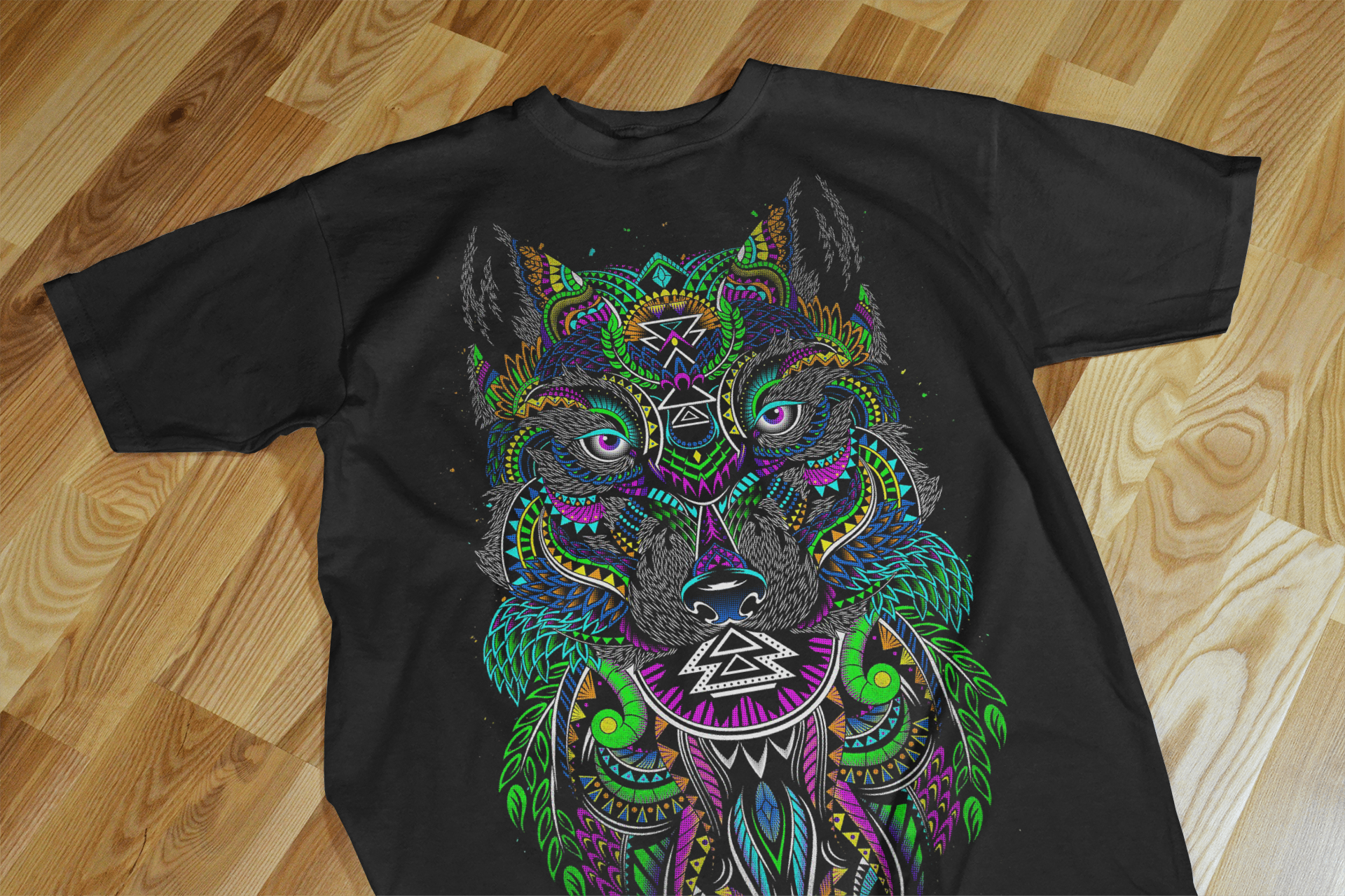 Colorful Halftone Wolf T-Shirt