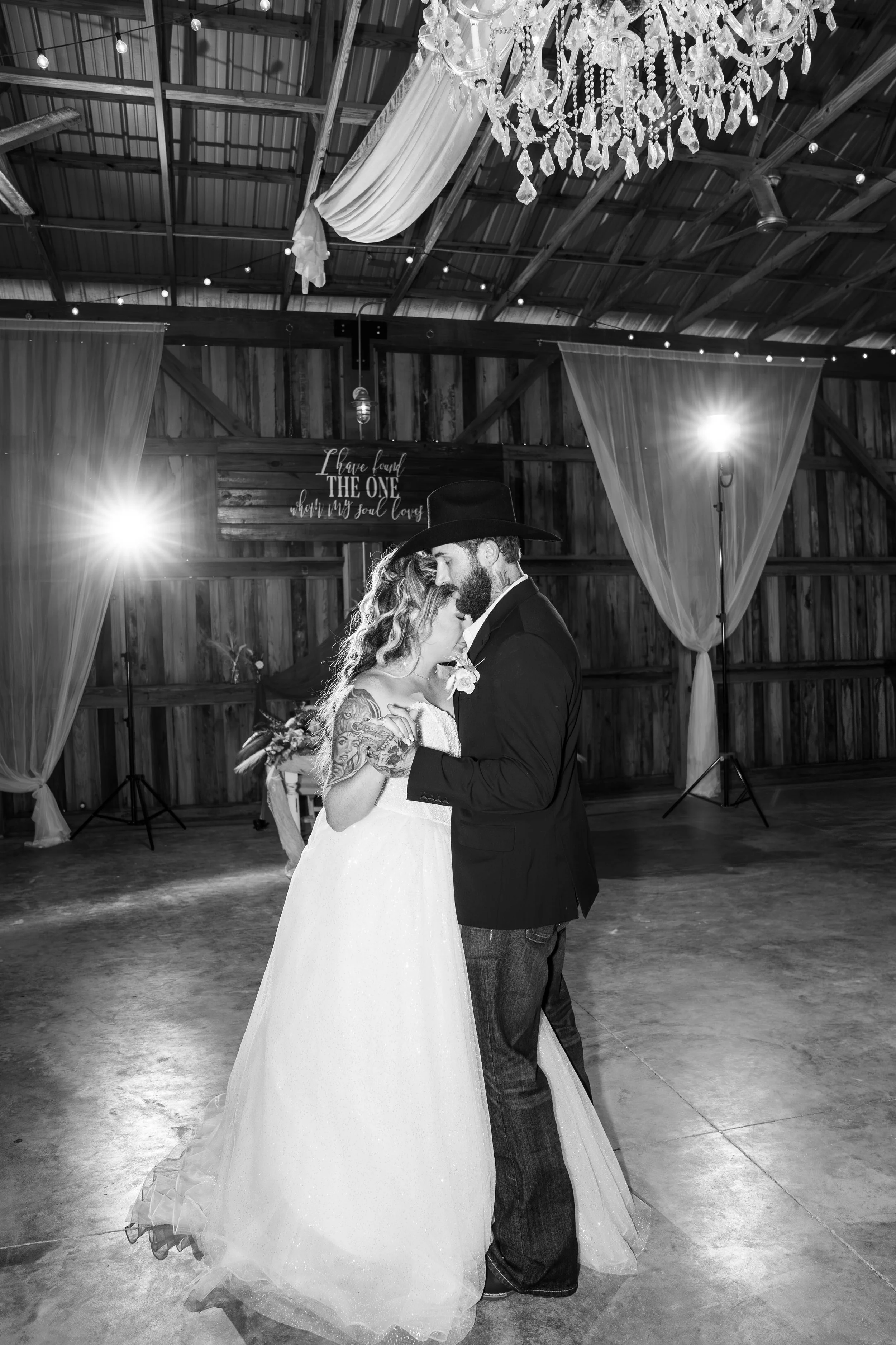 The-Barn-On-Heartland-Farm-Lakeland-FL-Fall-Wedding-Schrayter-401.jpg