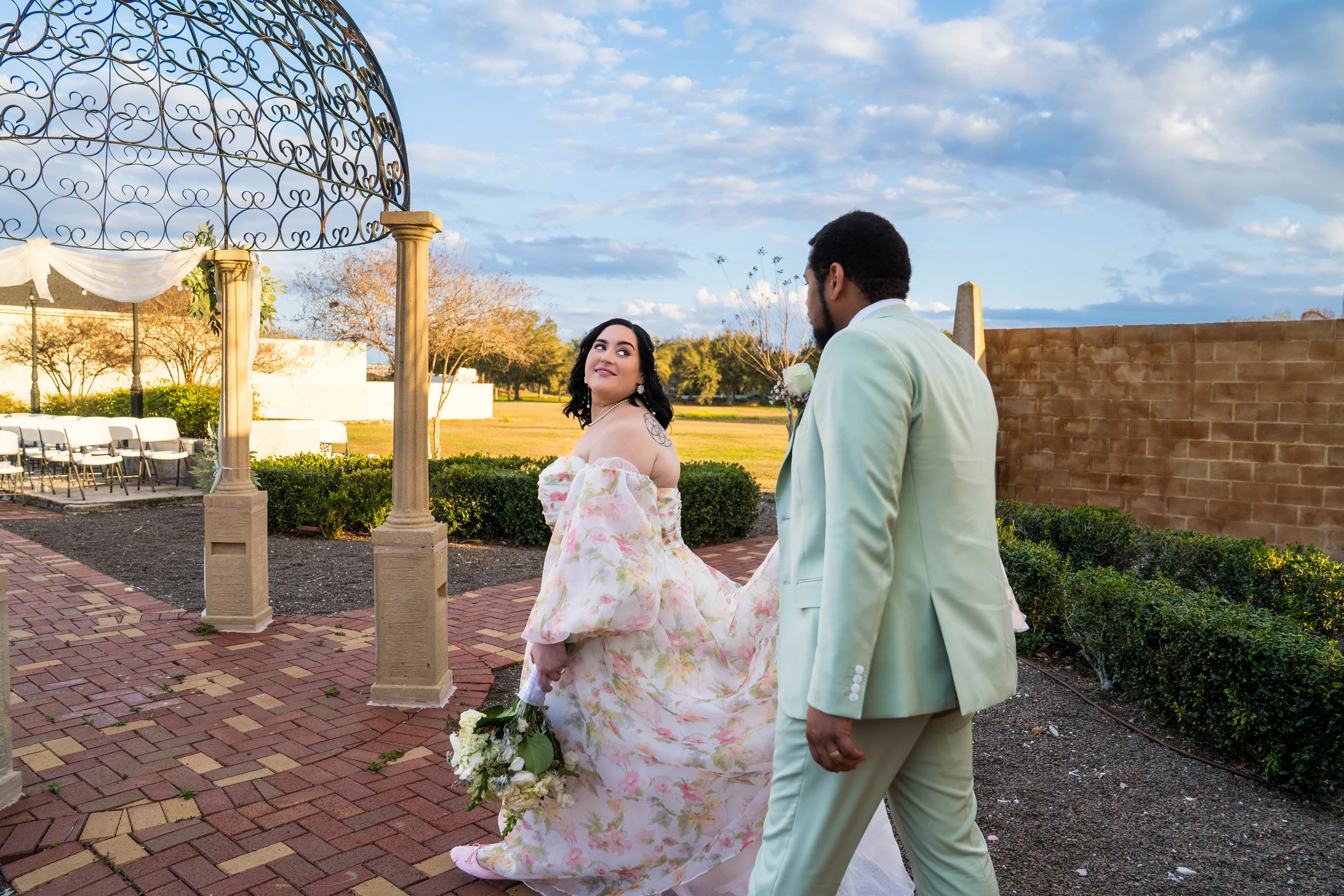Winthrop-Barn-Theatre-Tampa-FL-Wedding-Valley-and-Vine-Photography-456.jpg