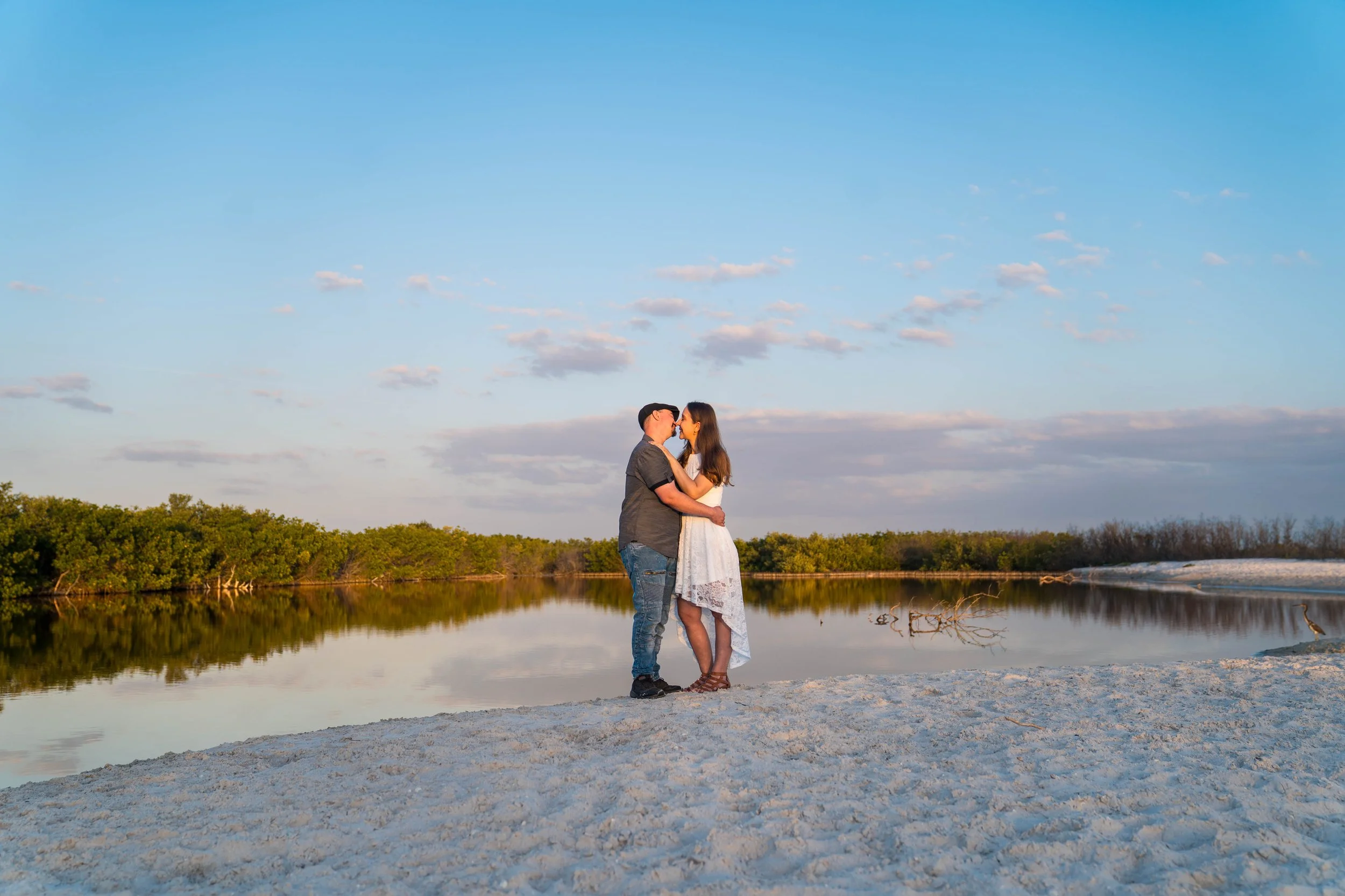 Honeymoon-Island-Dunedin-Engagement-Photographer-AMG-Photography-5.jpg