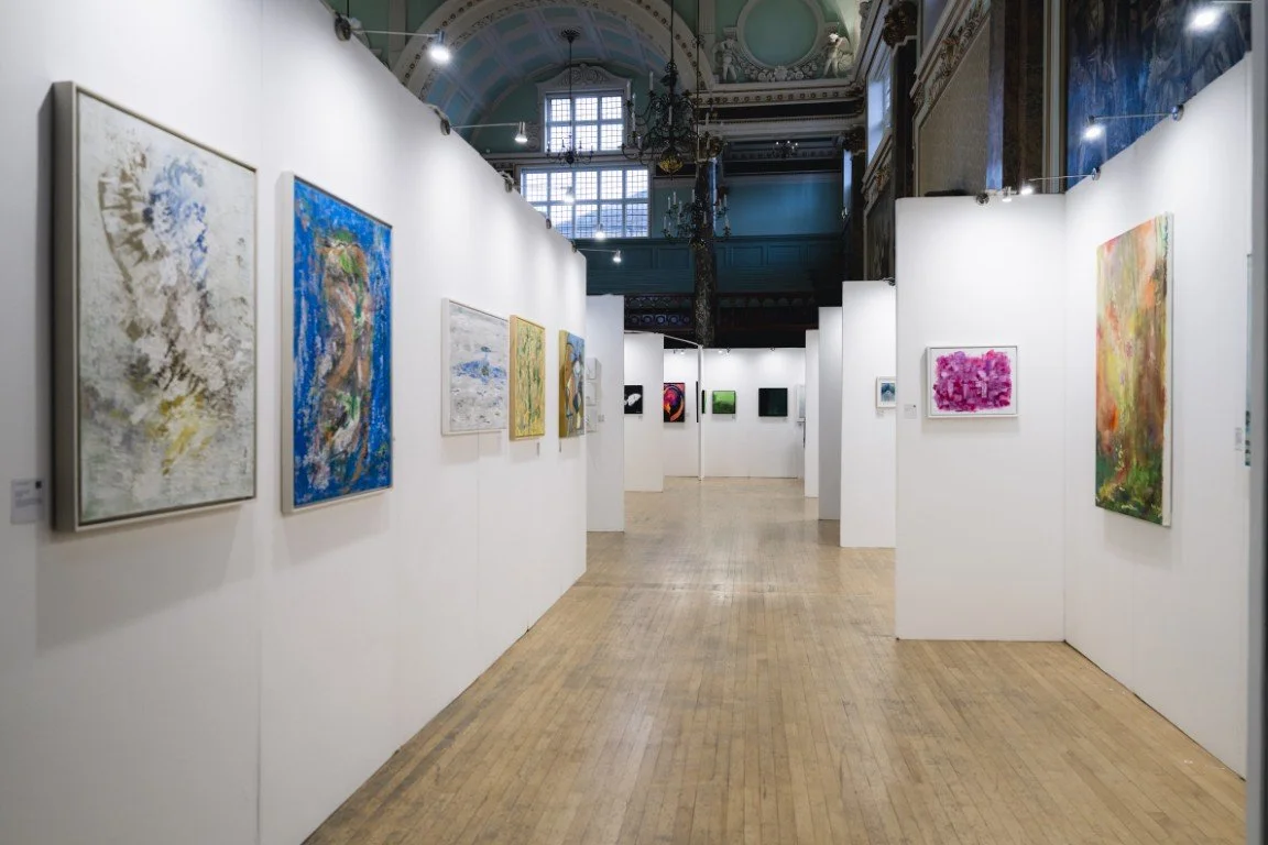 London WIA-21 (Medium).jpg