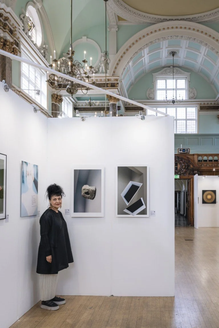 London WIA-589 (Medium).jpg