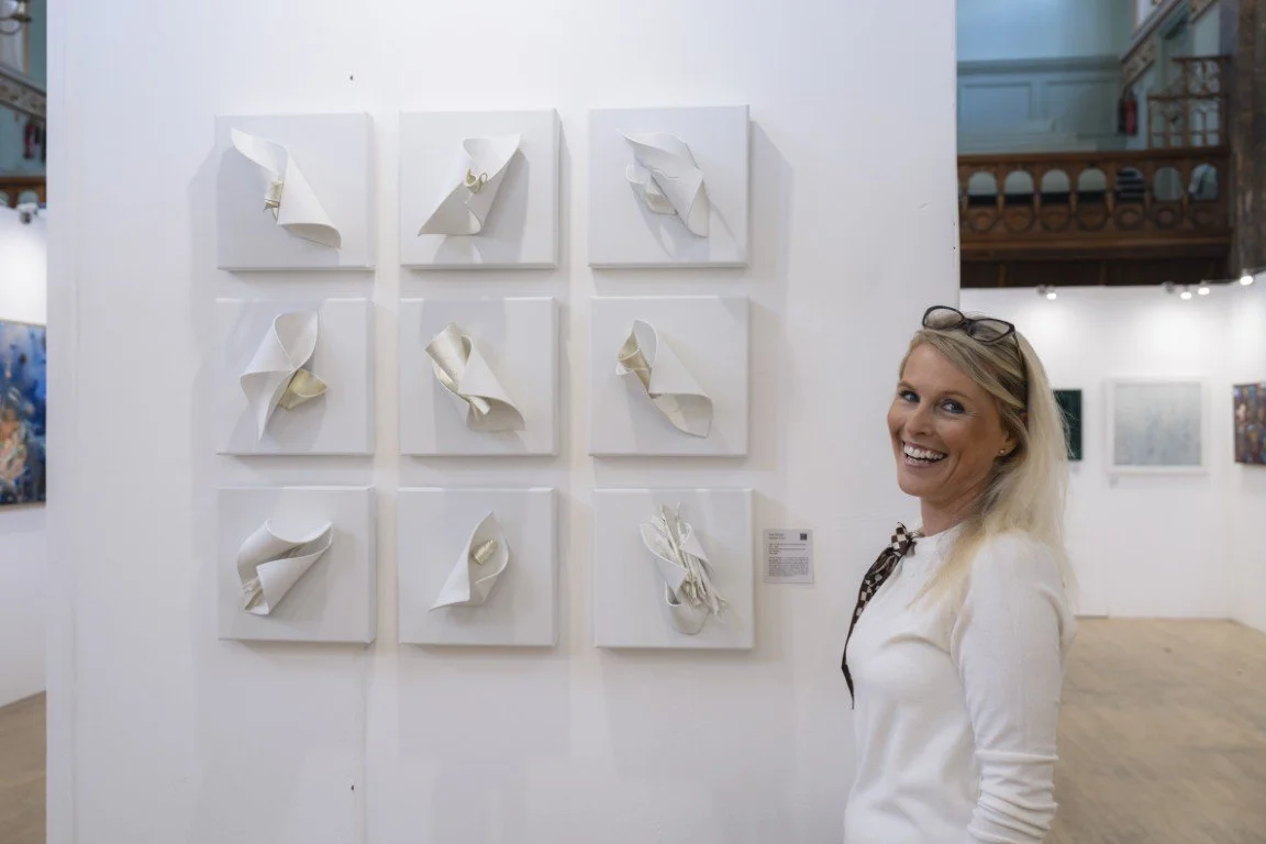 London WIA-485 (Medium).jpg