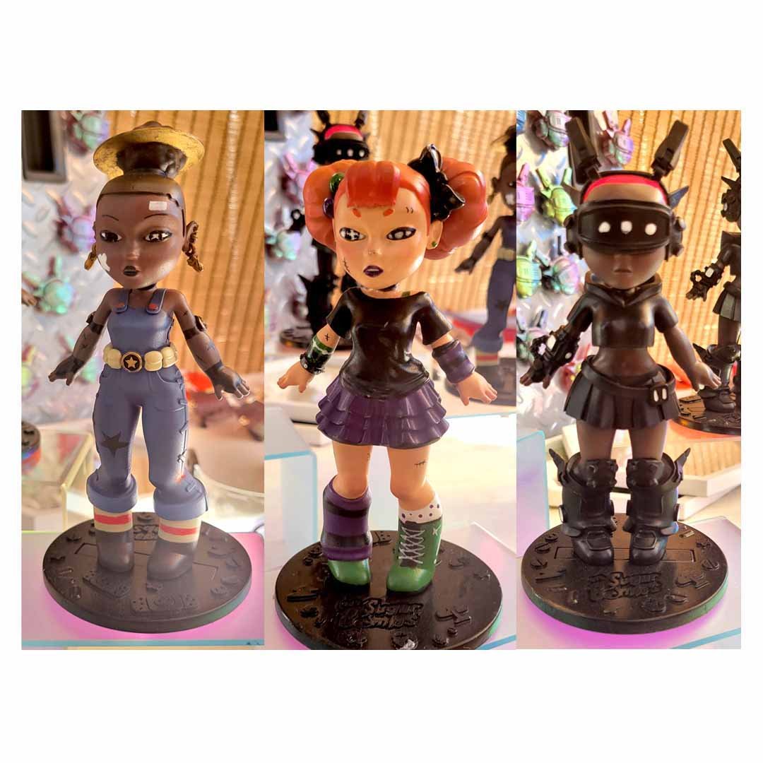 Our sugar bombs at Neotropolis 2023: Bomb-Bae, Daizy, and Neo-Neko.

Designed, Sculpted, printed, and Painted by me ~ Cam (Space Waste)

#neotropolis2023