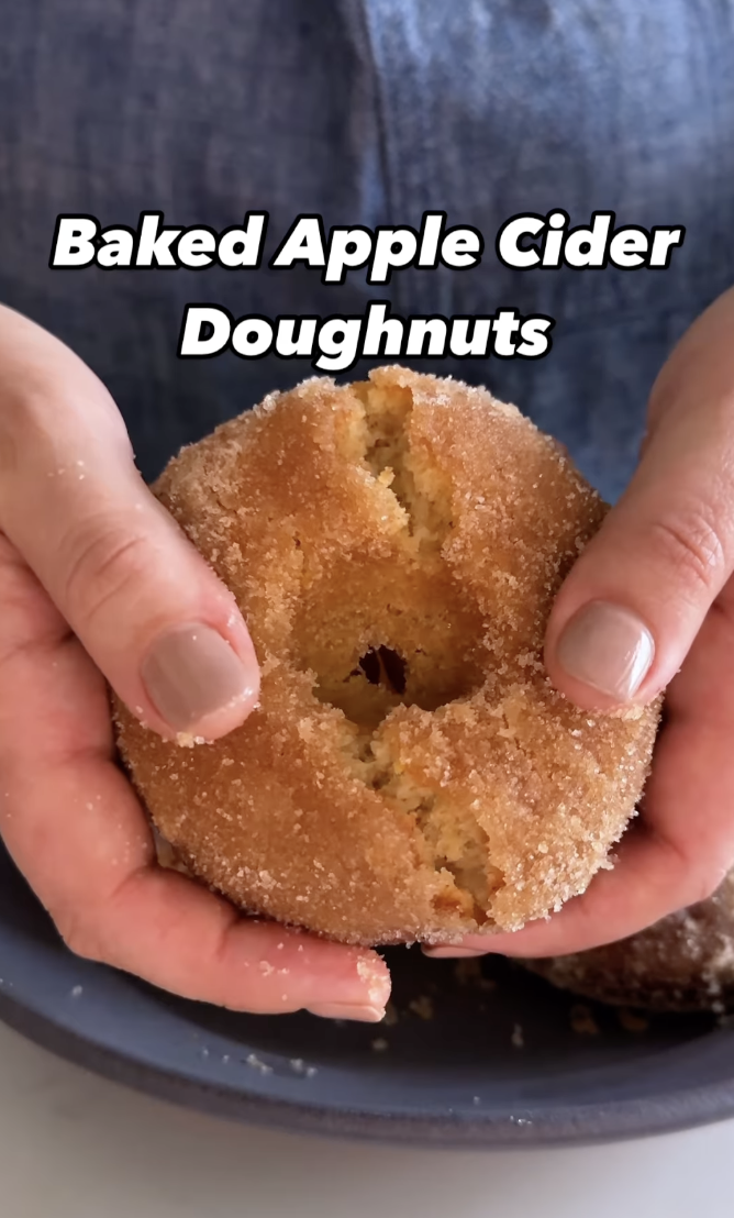 Baked Apple Cider Doughnuts