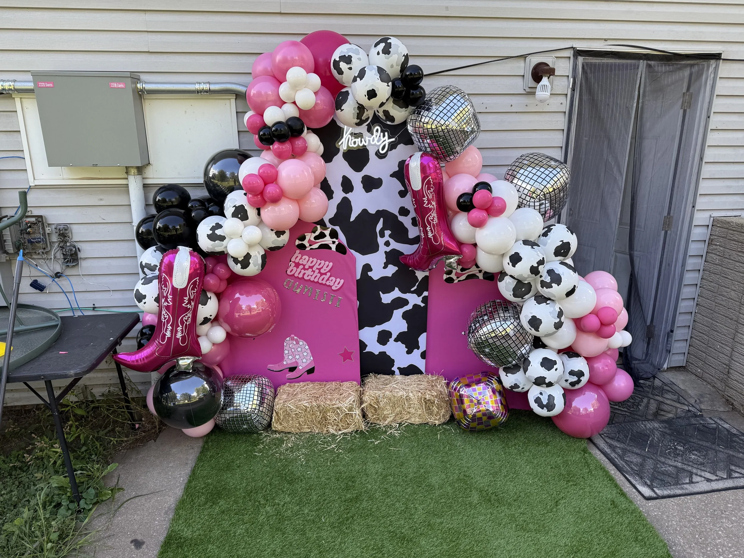 ICH Balloon backdrop #2.jpg