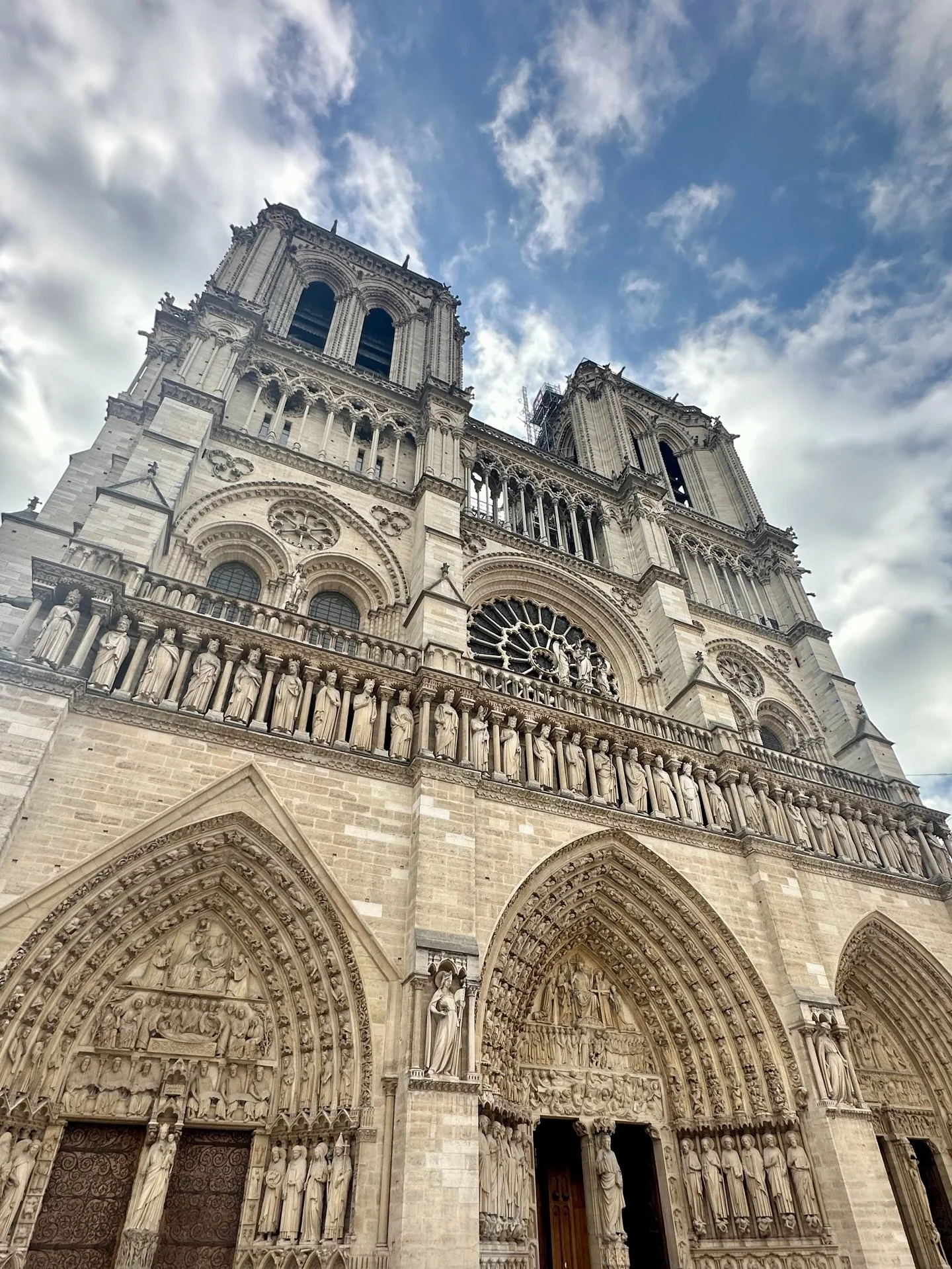 A Sunday afternoon visit to Notre-Dame Cathedral combines music, history, and faith. (Sound on!)

🎶 Each week at 4:00 PM, the cathedral hosts an organ recital. The sound of the organ fills the entire nave and it&rsquo;s a beautiful way to experience