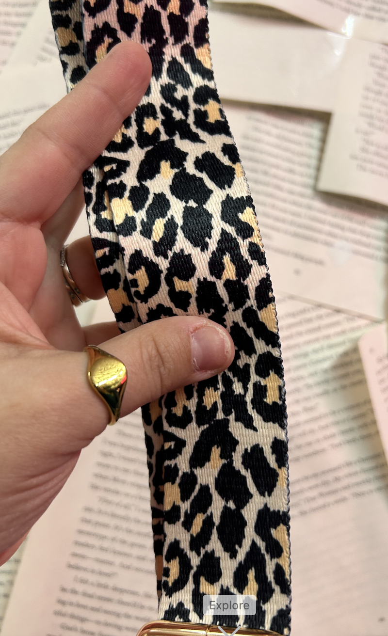 Bookish Crossbody | Kim Krafts