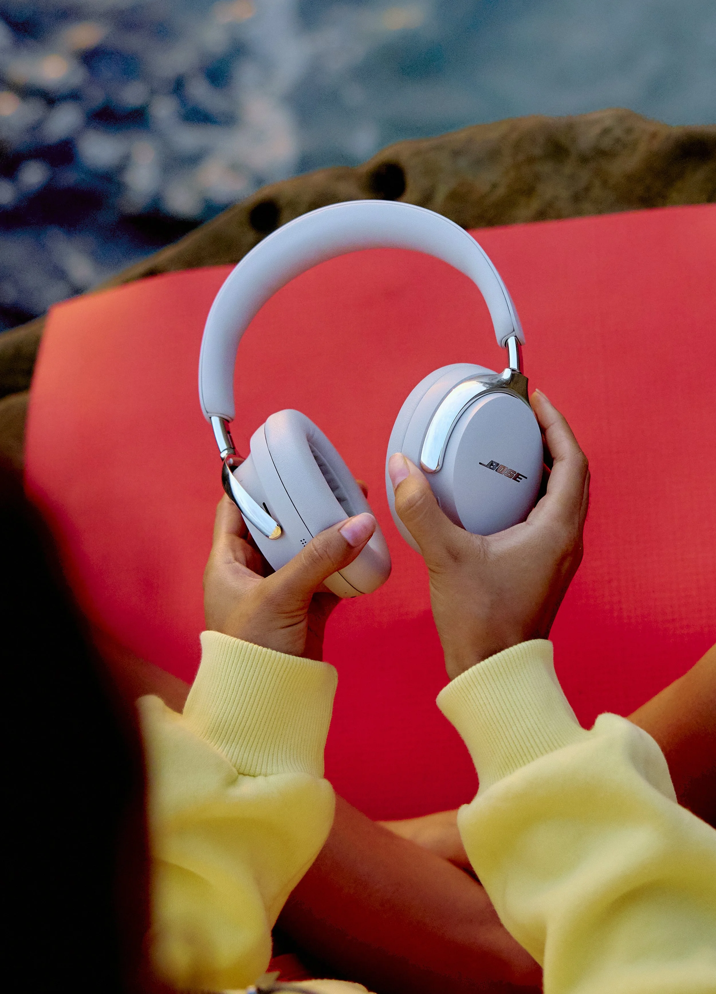 BOSE QC_website 7.jpg