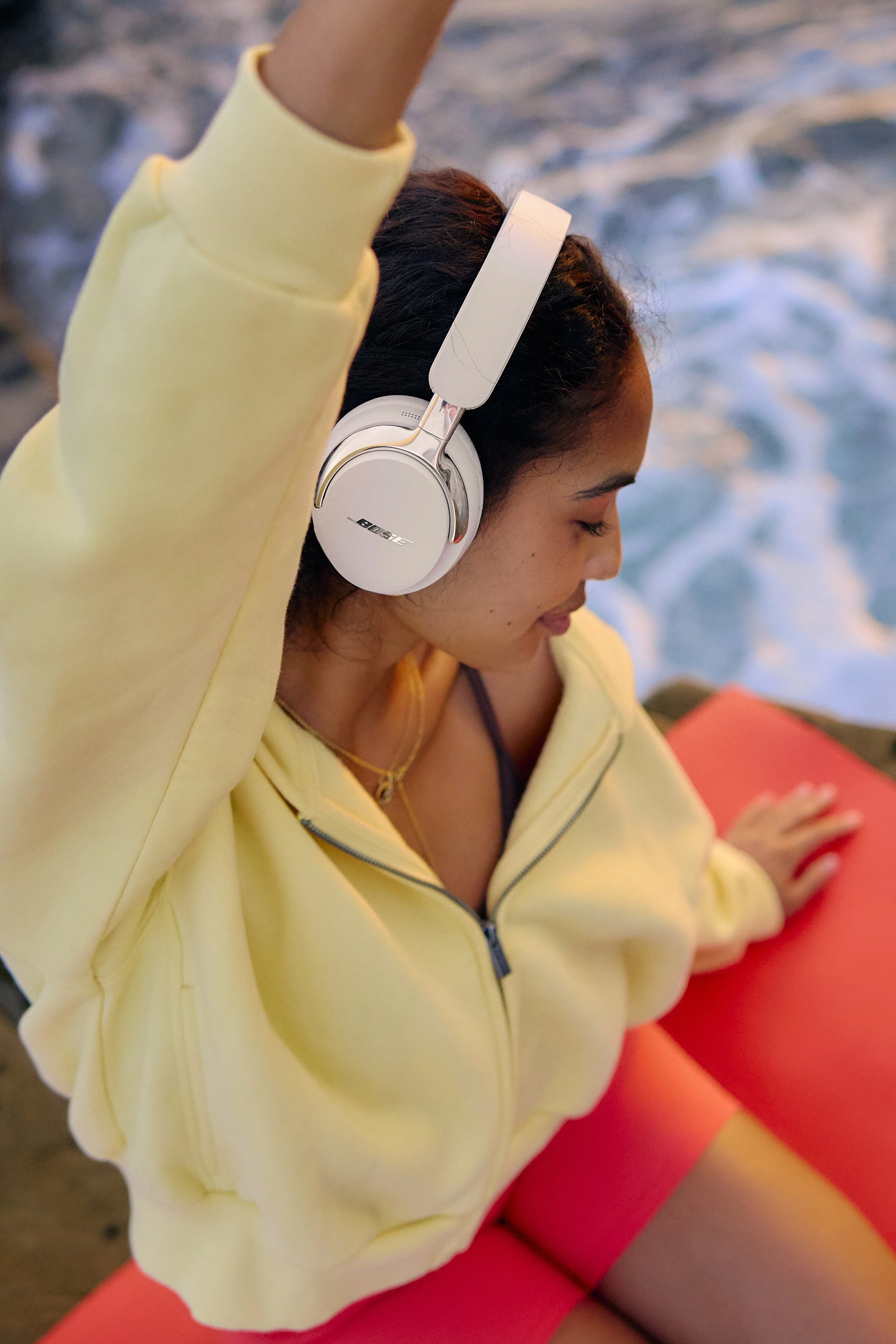 BOSE QC SPEC_NEKLUND 38.jpg