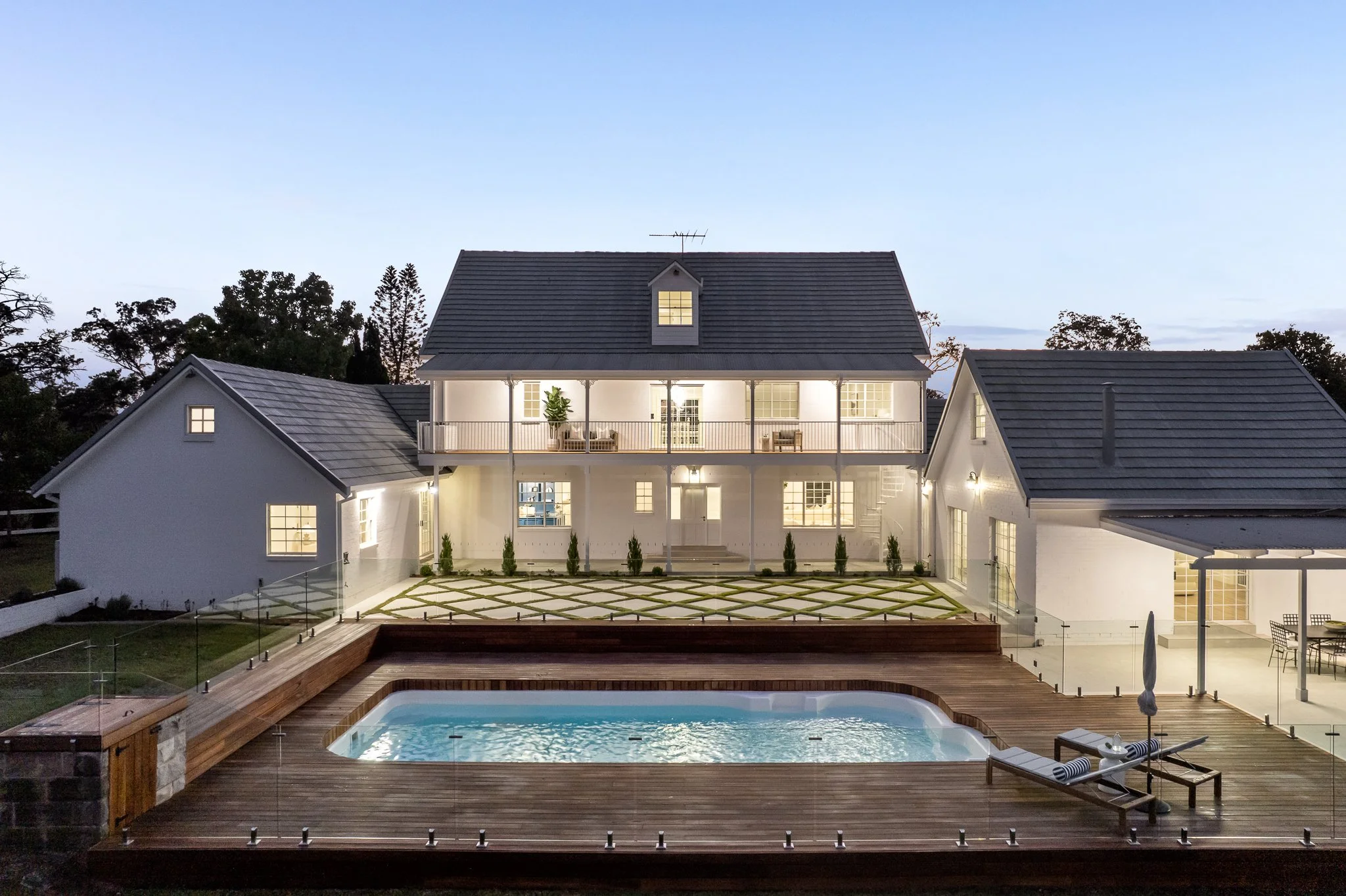 147 Halcrows Rd, Glenorie_Dusk_Web_9.jpg