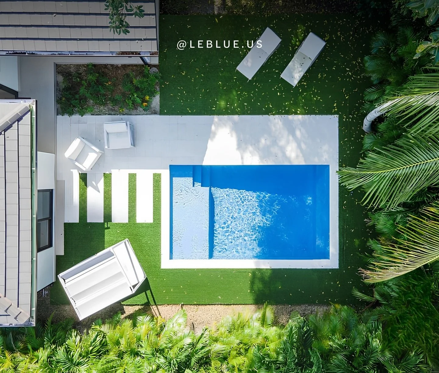 Let&rsquo;s create the paradise you&rsquo;ve been dreaming of 🩵

#custompooldesign #dreampool #hardscapedesign #poolbuilders