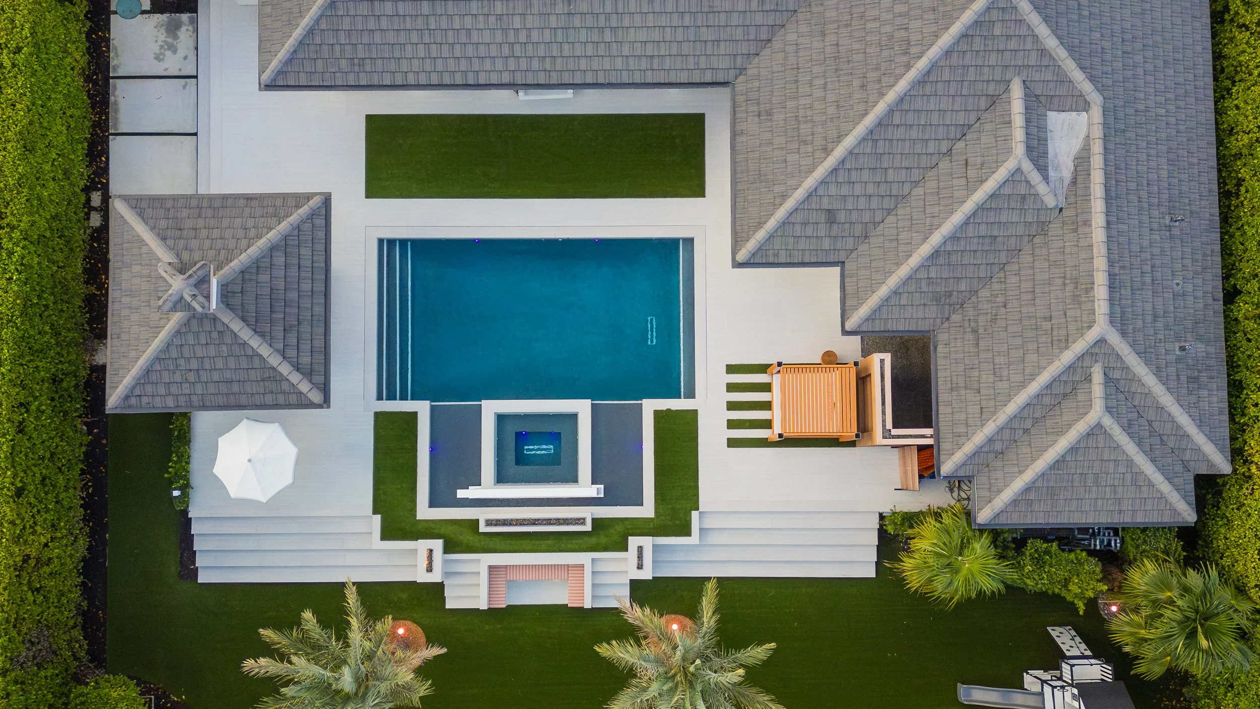 custom-modern-pool-Coral Gables-fl.jpg