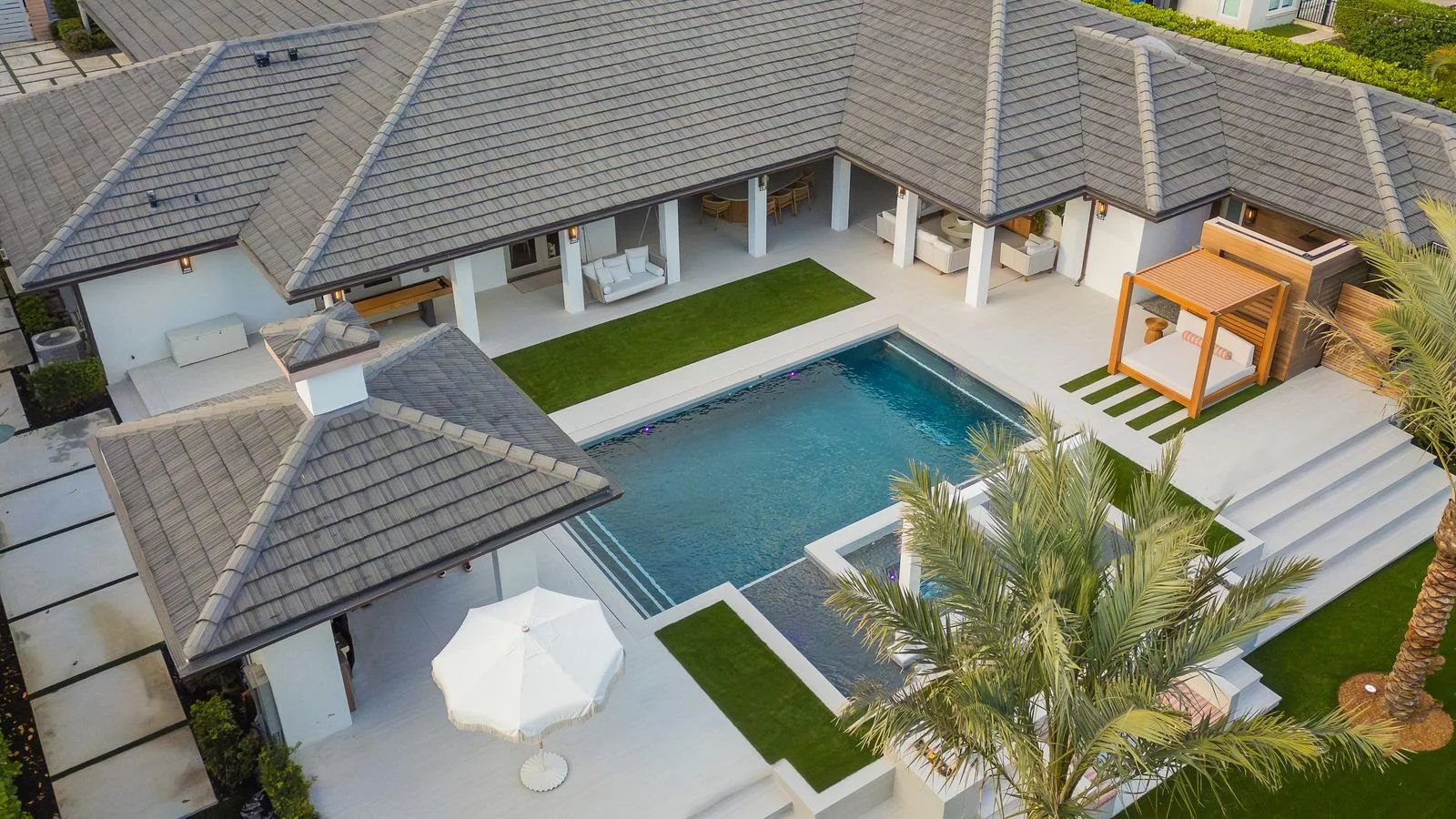 luxury-pool-Coral Gables-fl.jpg.jpeg