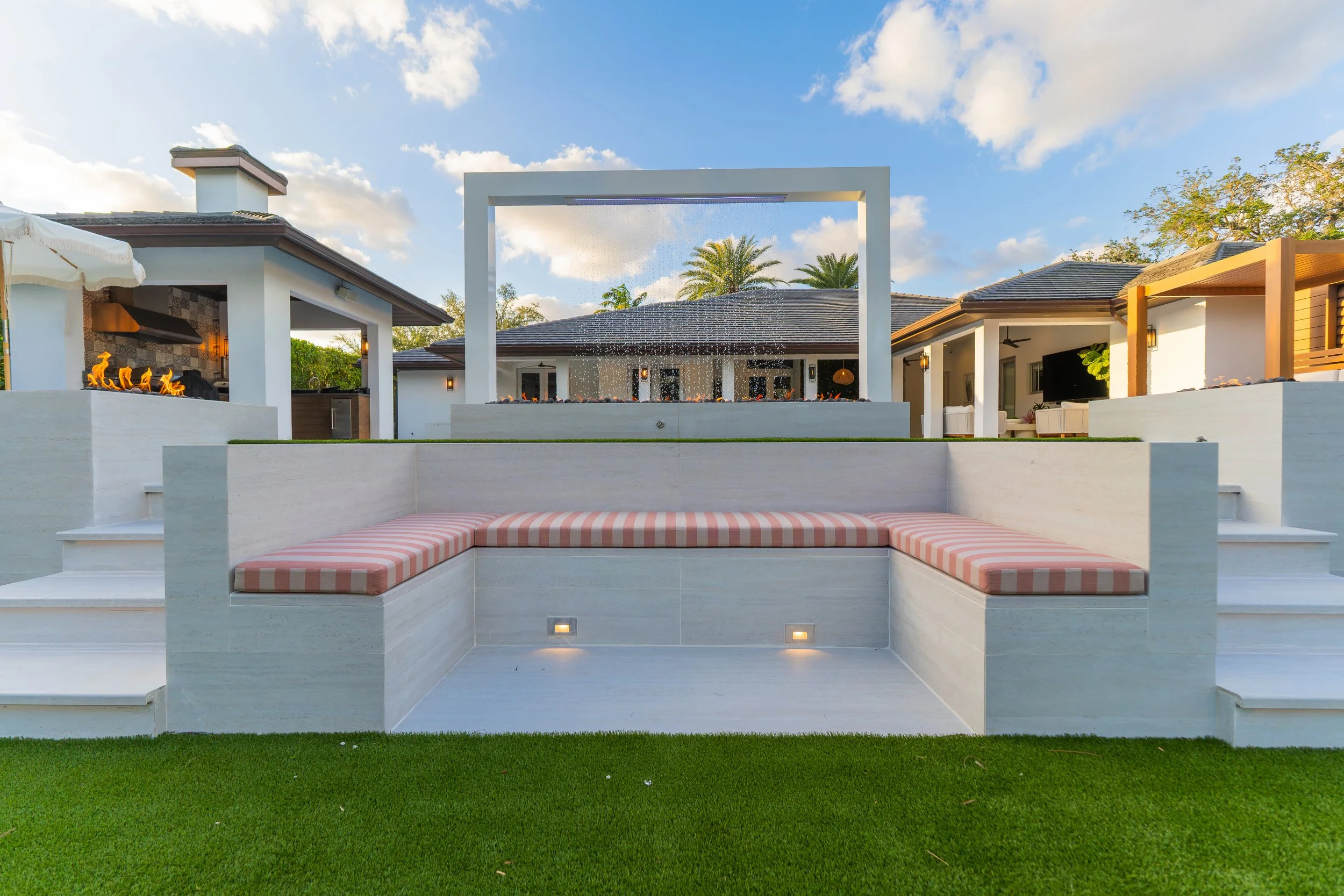 modern-backyard-pool-design-Coral Gables-fl.jpg
