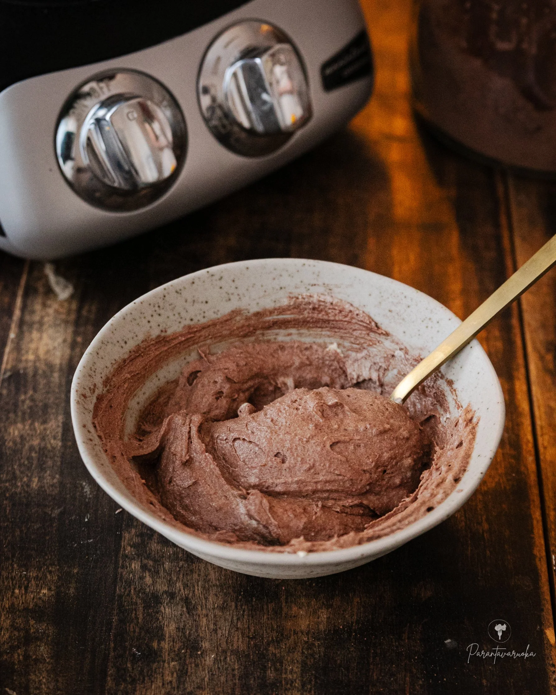 Appelsiinikakku tiikeriraidalla (gluteeniton, maidoton)